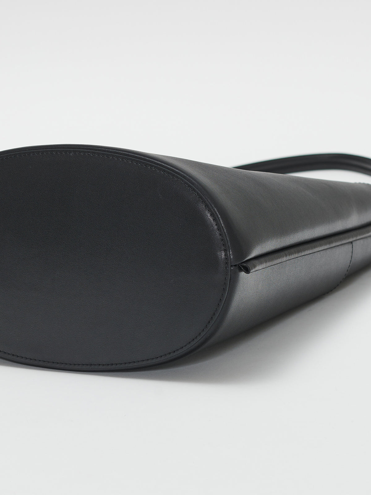 【ROH SEOUL】Medium Mug shoulder bag