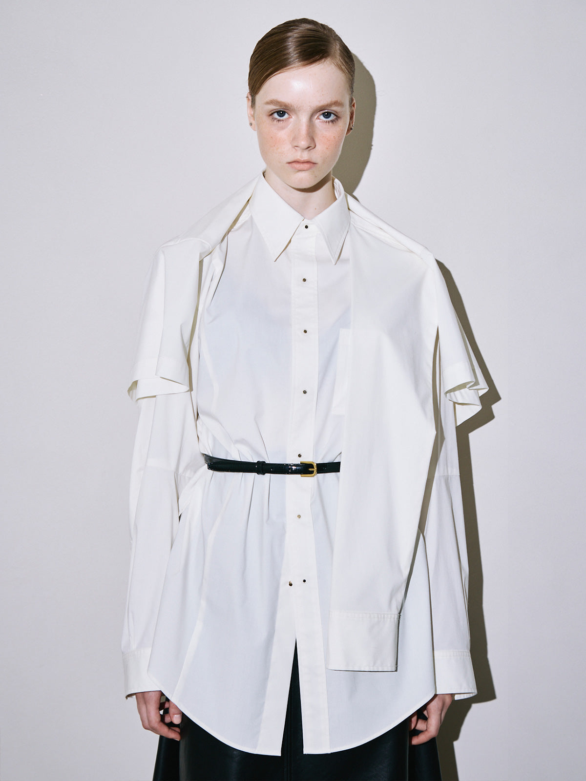 Deformation conceal shirt