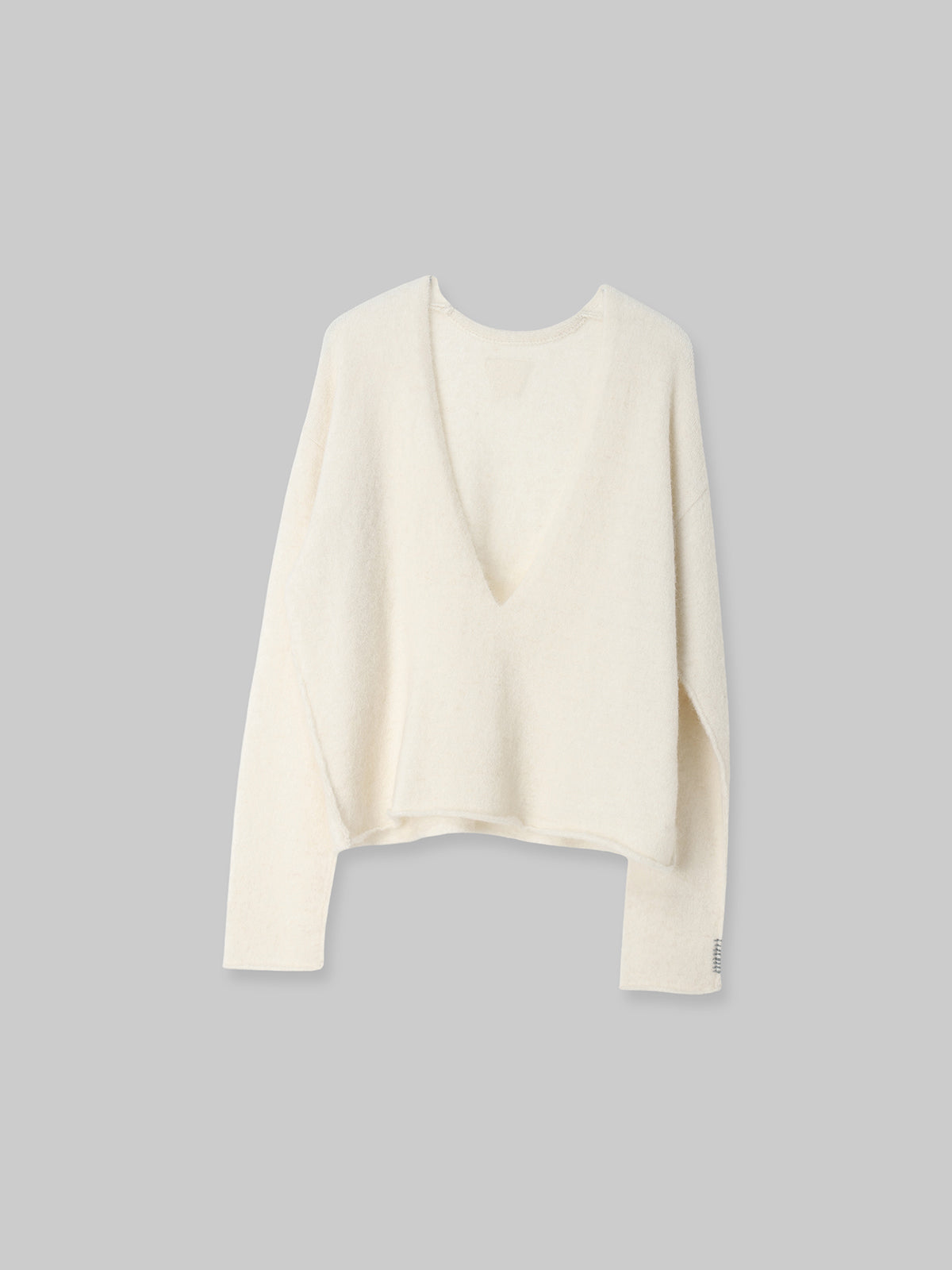 DEEP VN MOHAIR KNIT