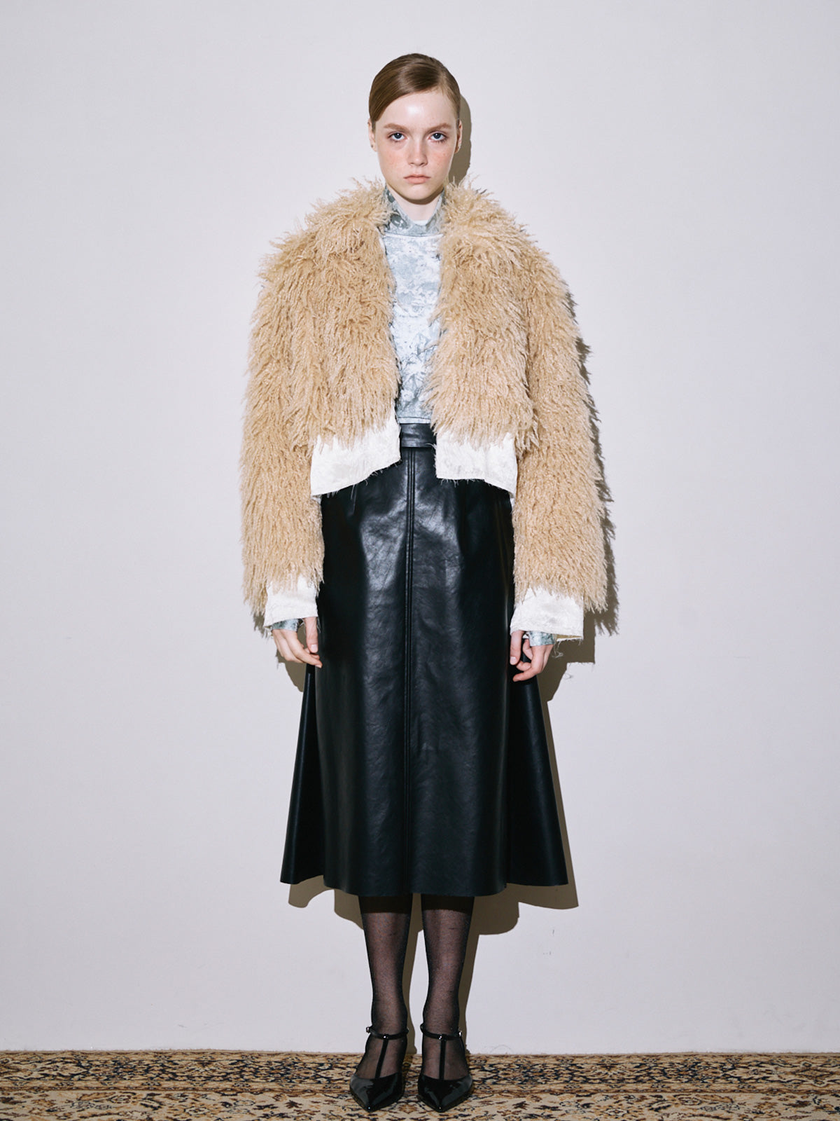 Vague fur short jacket
