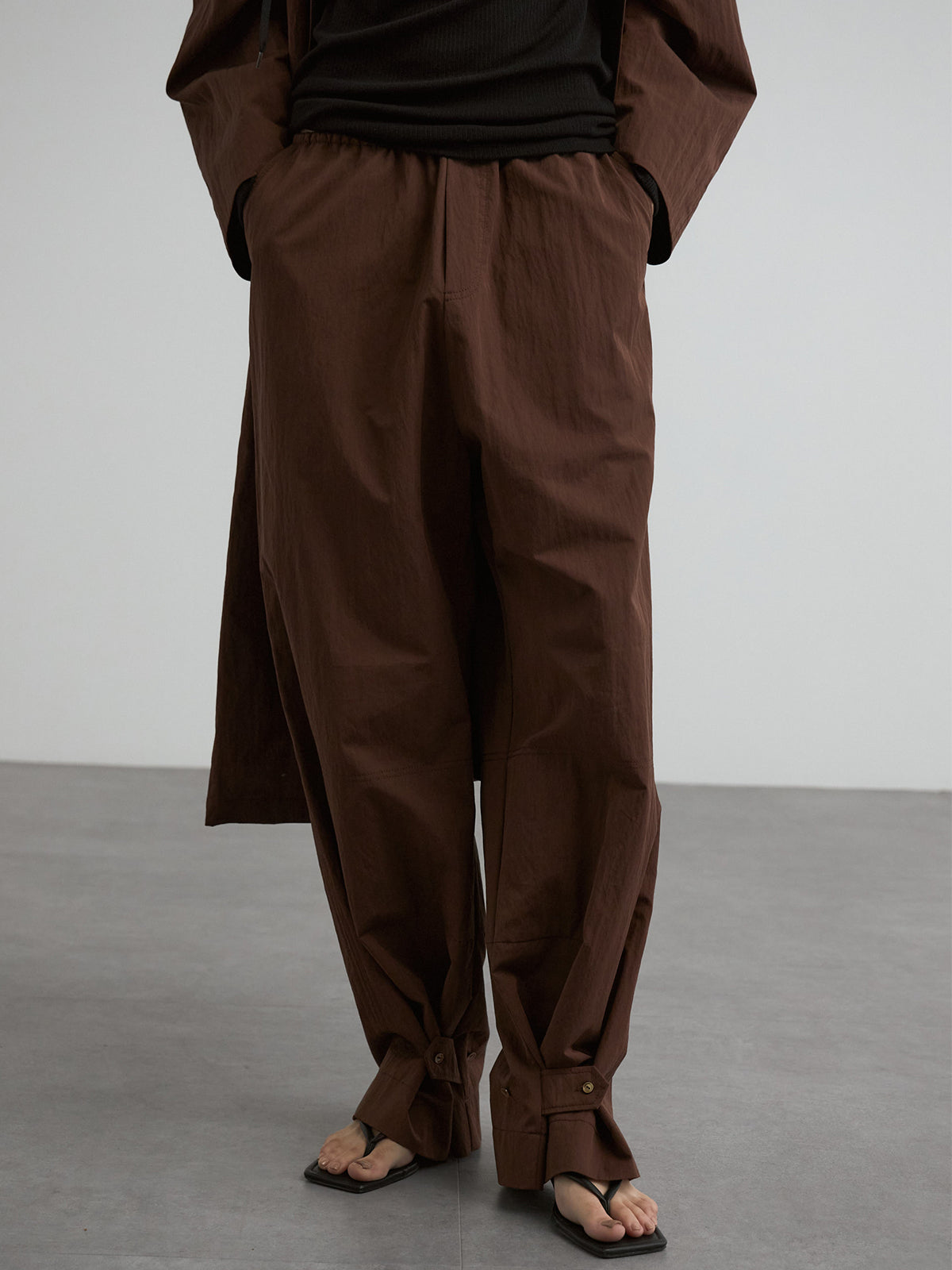 GHATHER NYLON PANTS