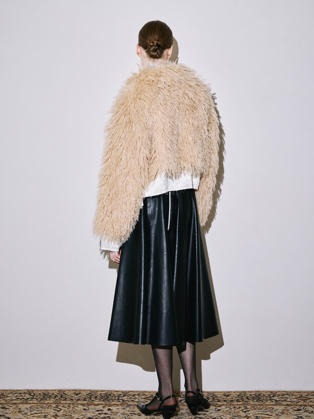 Vague fur short jacket