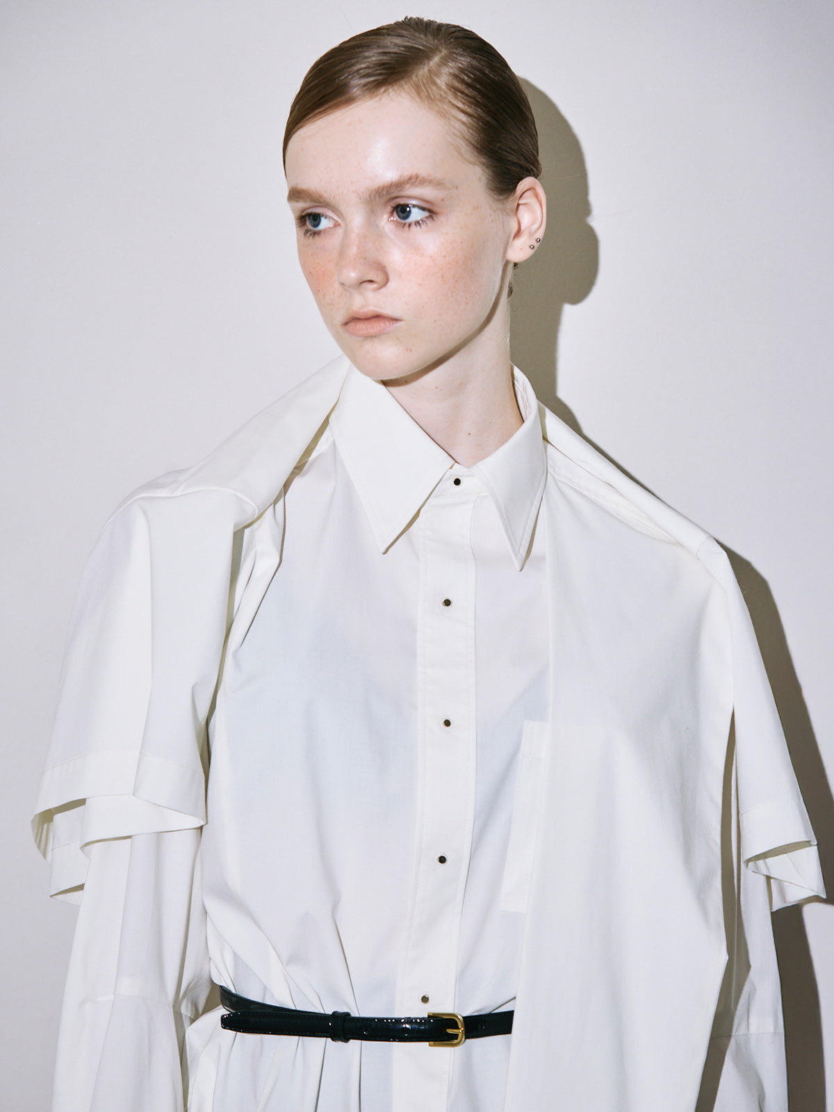 Deformation conceal shirt