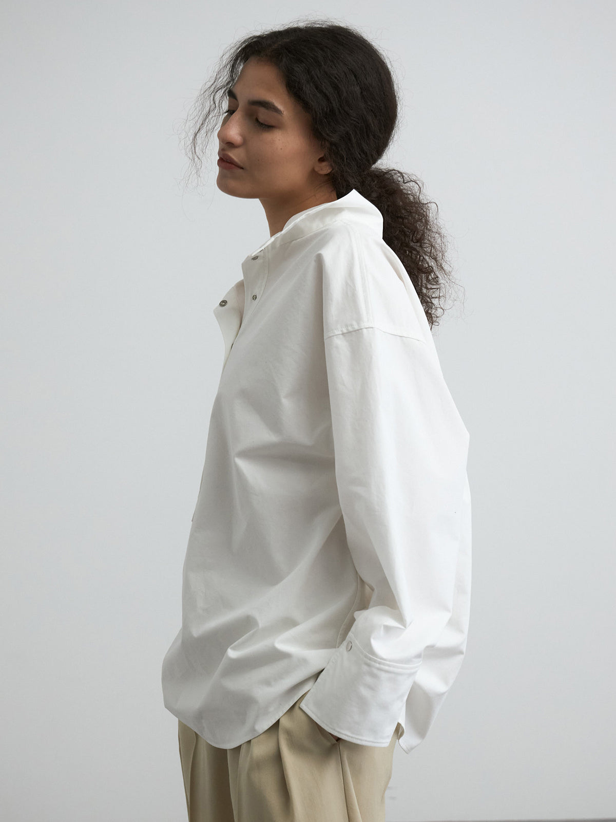 HIGH NECK BLOUSE