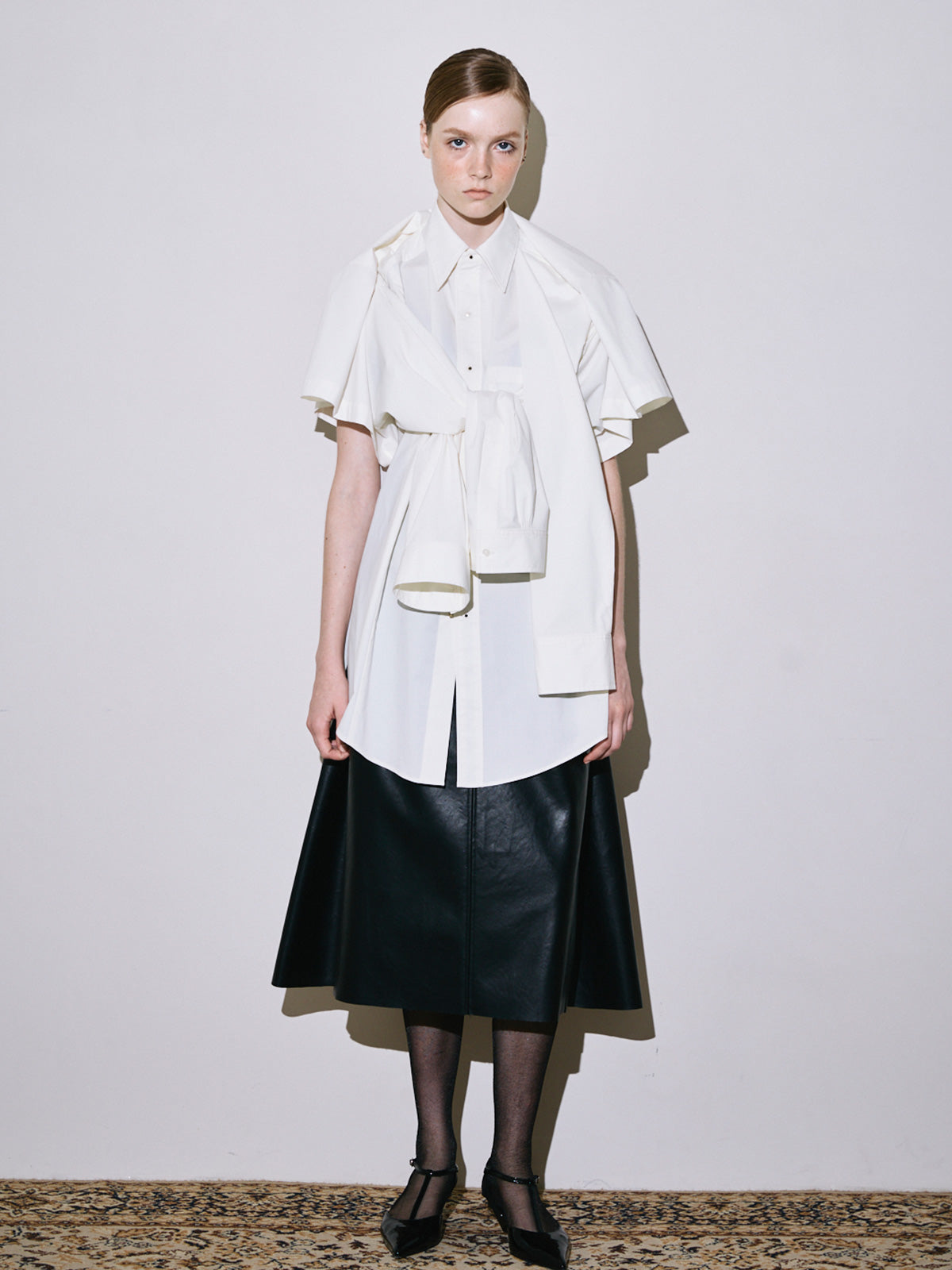 Deformation conceal shirt