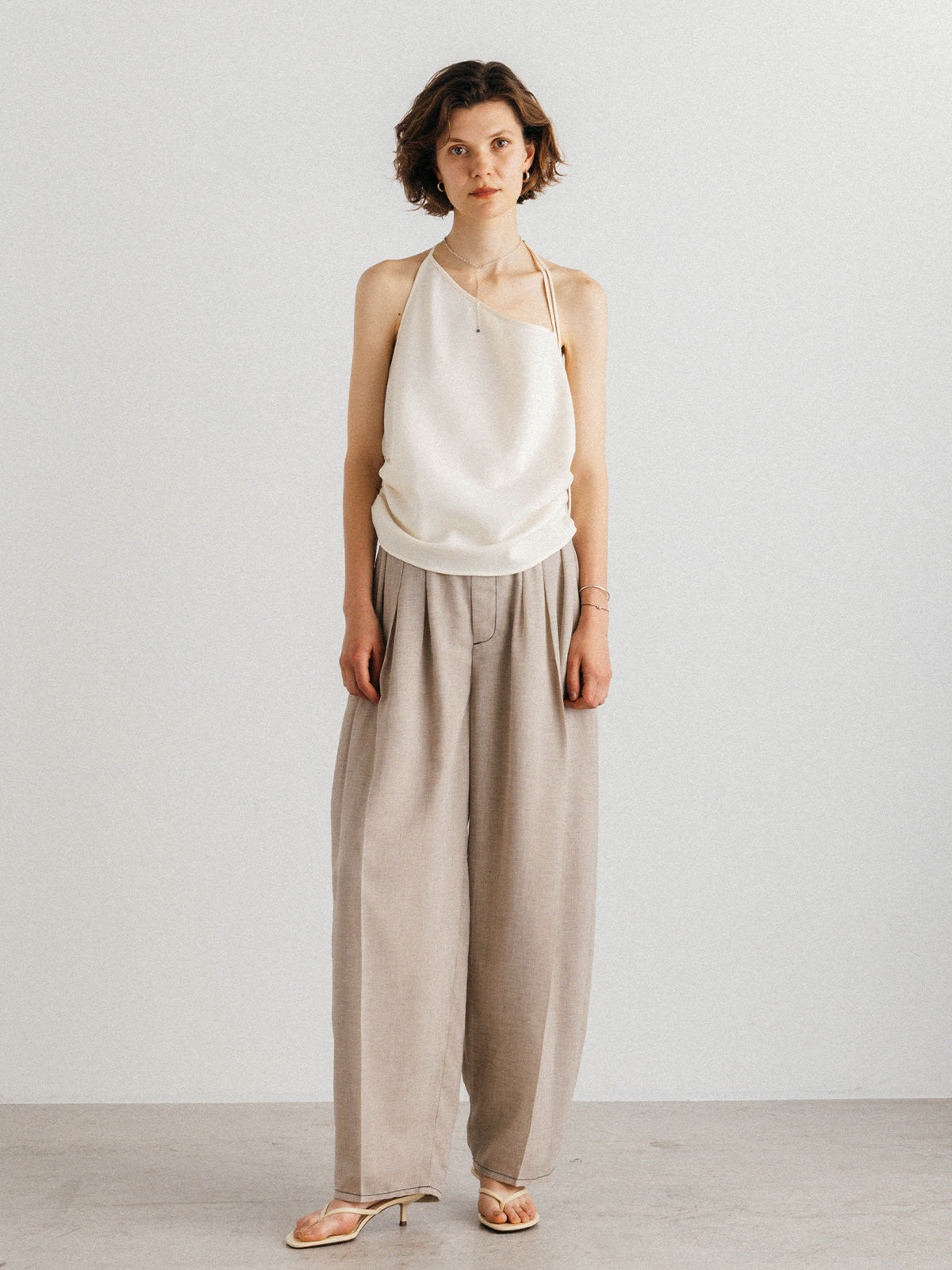HOLTER NECK TOPS