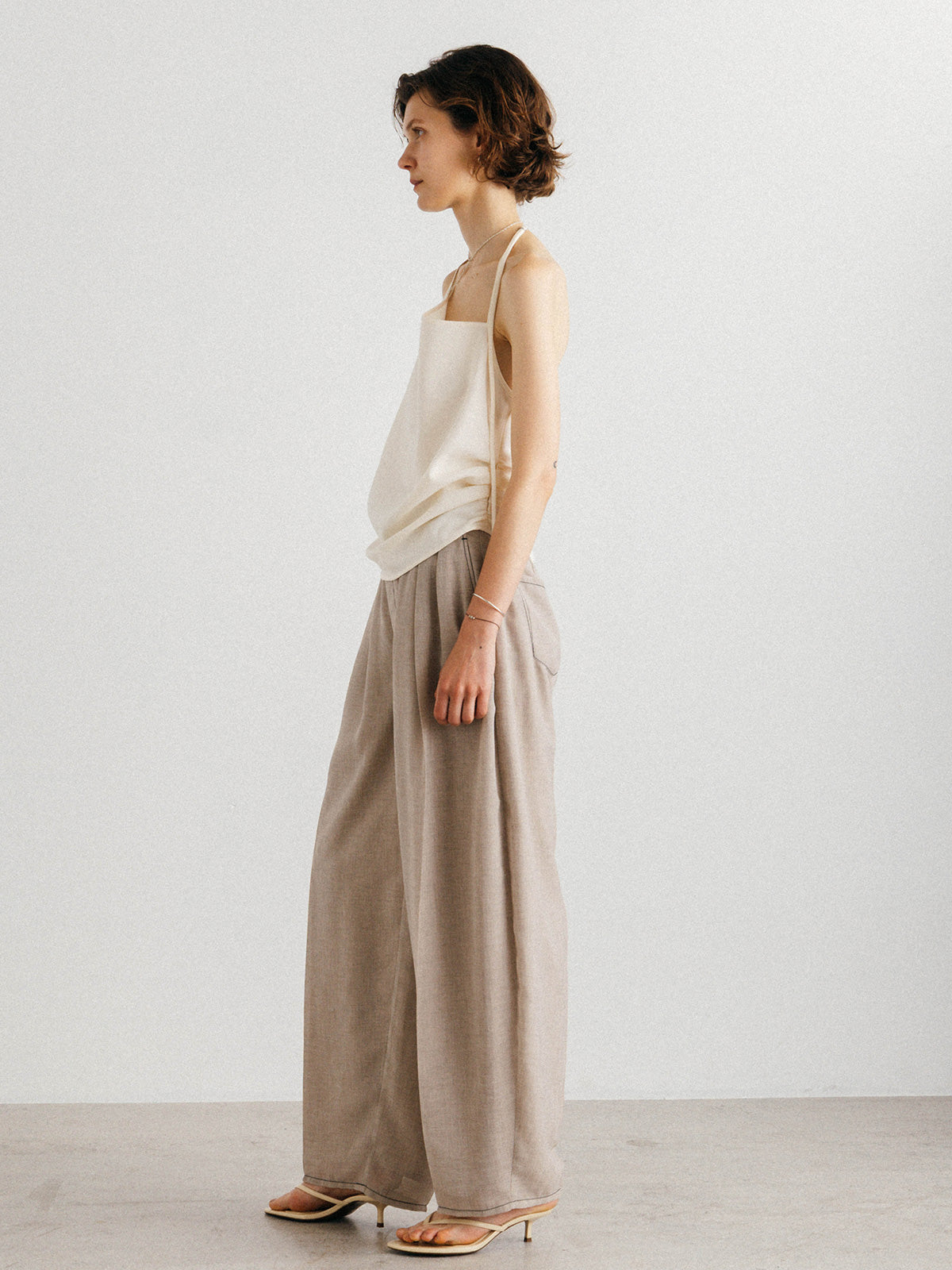 HOLTER NECK TOPS