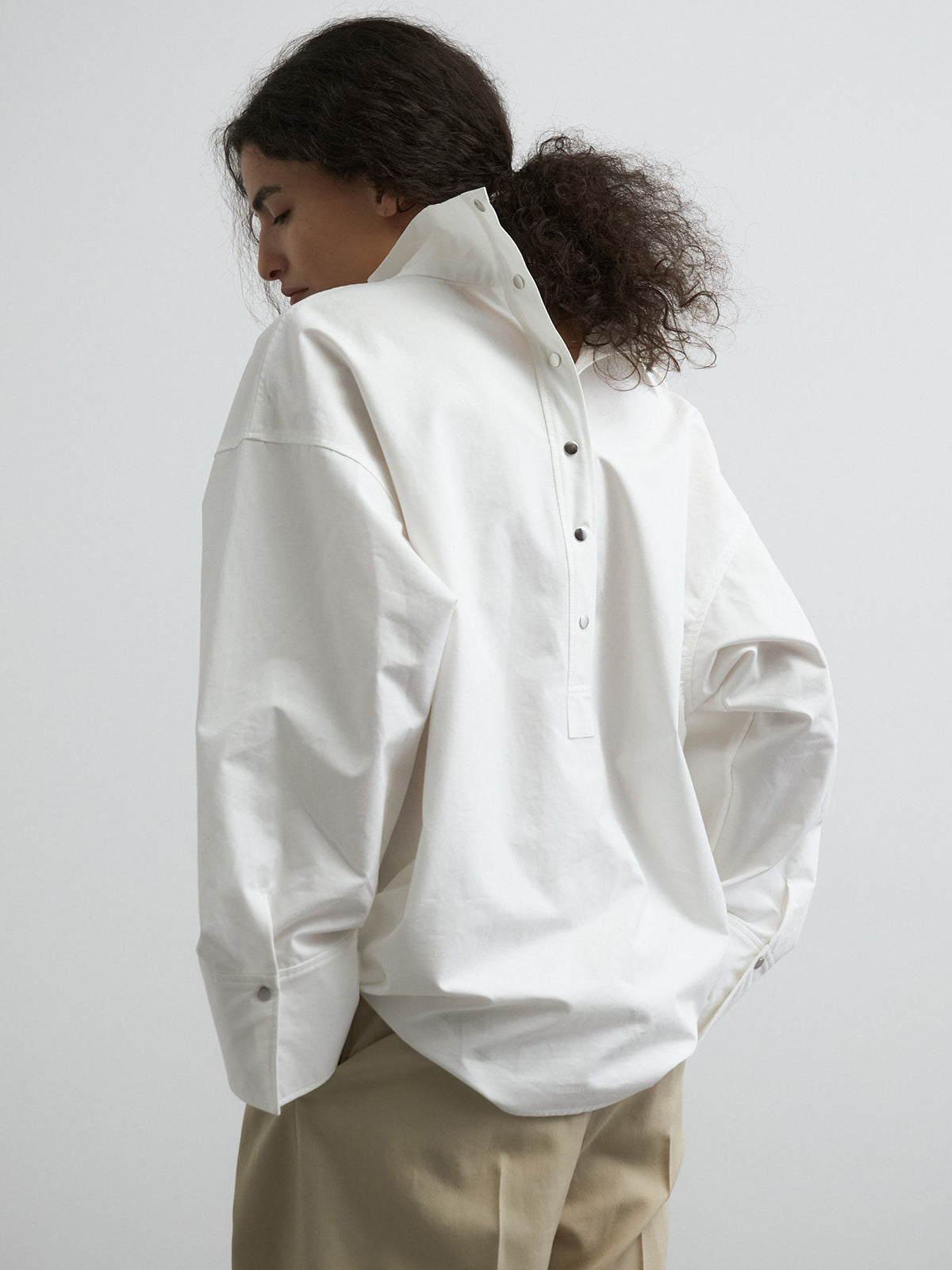 HIGH NECK BLOUSE
