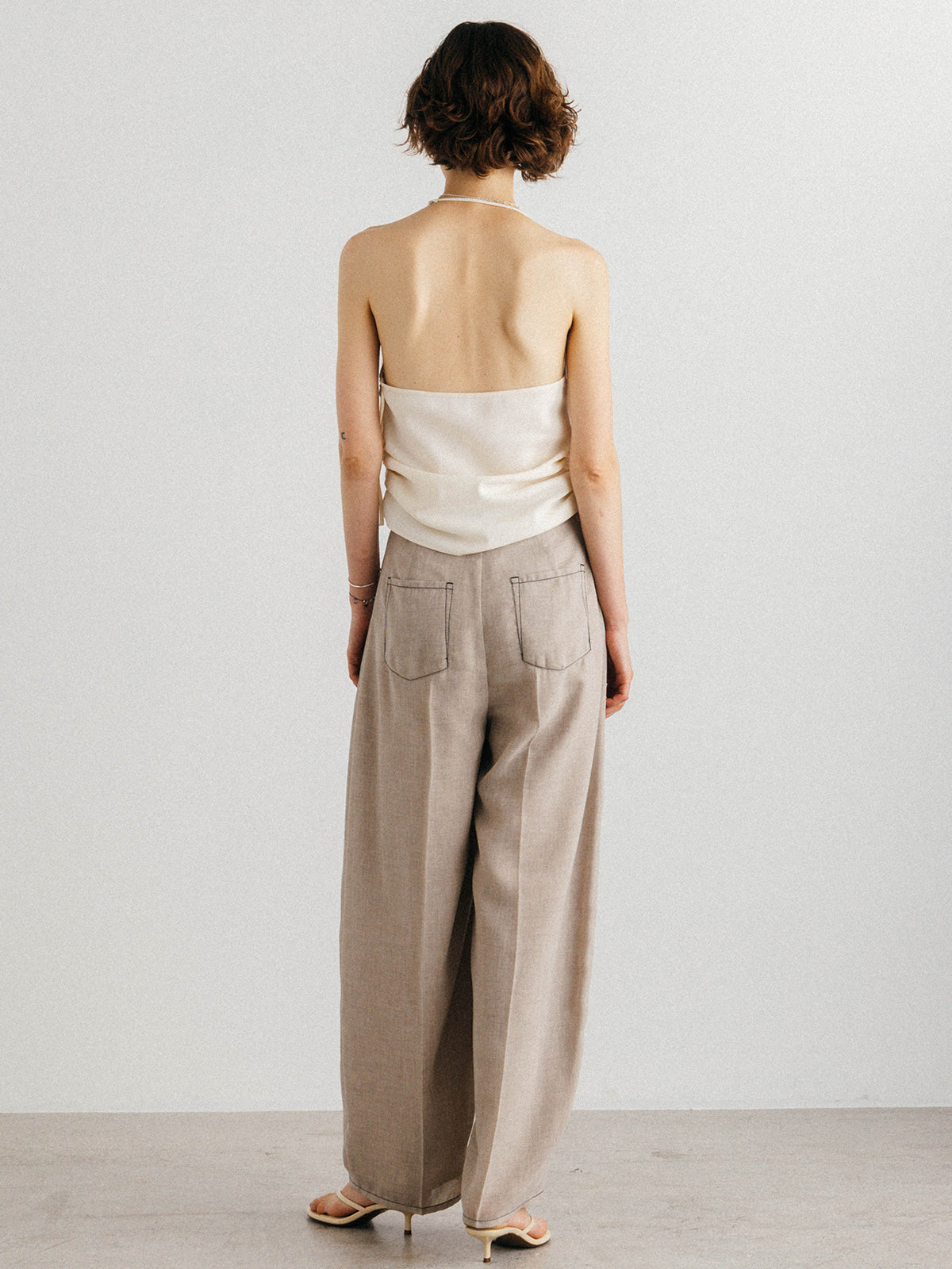 HOLTER NECK TOPS