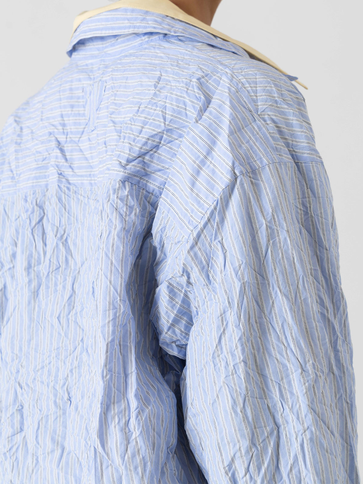 ORIGAMI PLEATS STRIPE SHIRT