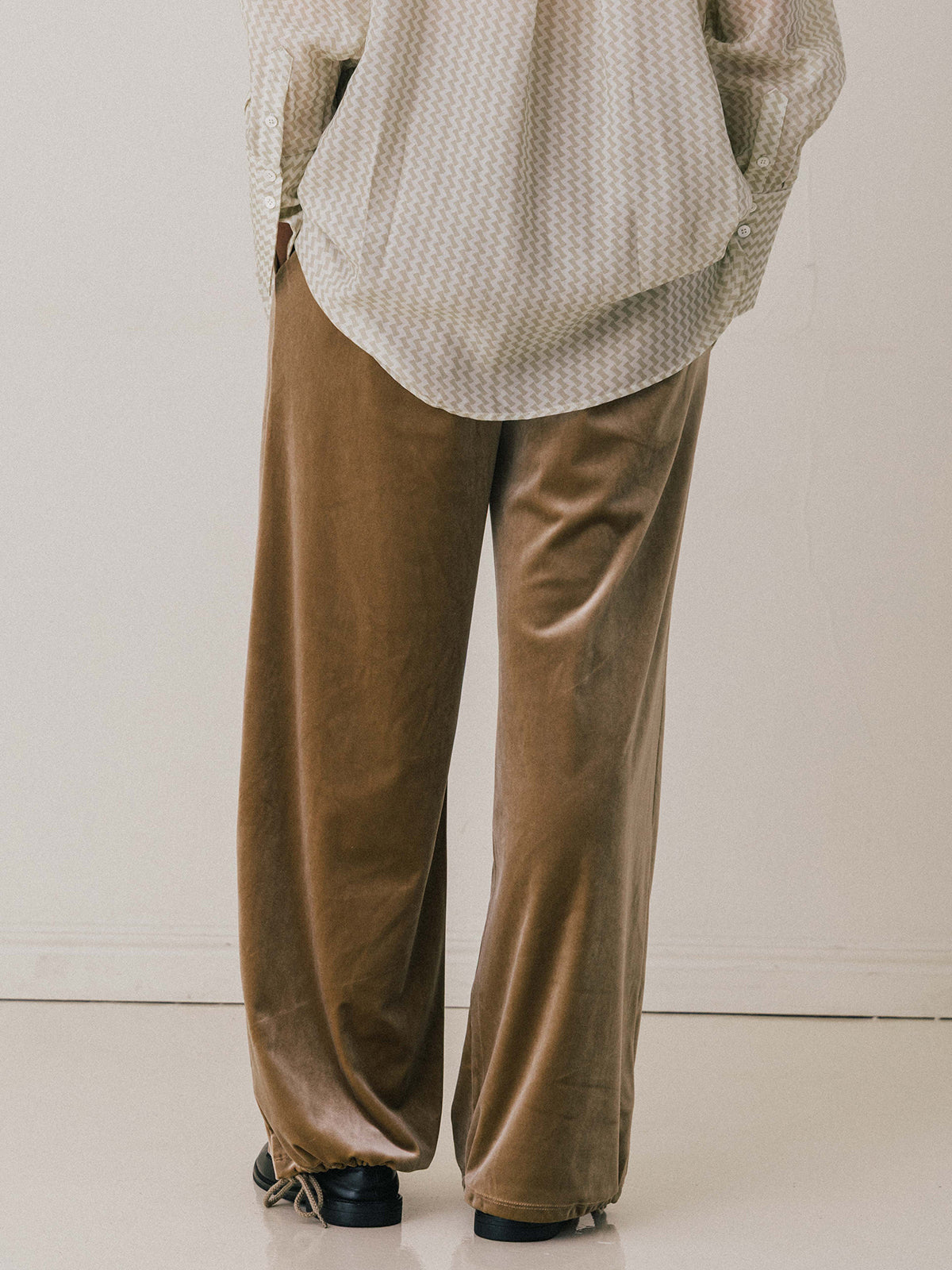 HILTON VELOUR PANTS