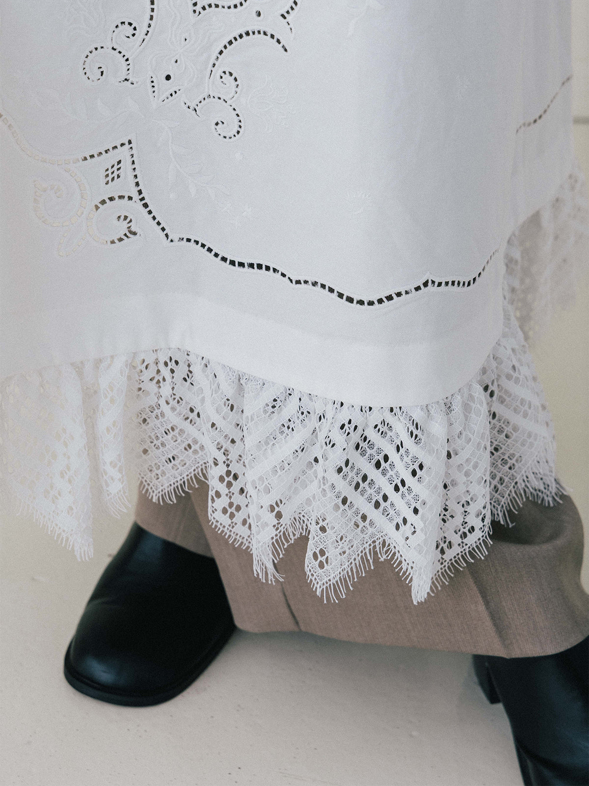 VENEZIA LACE SKIRT