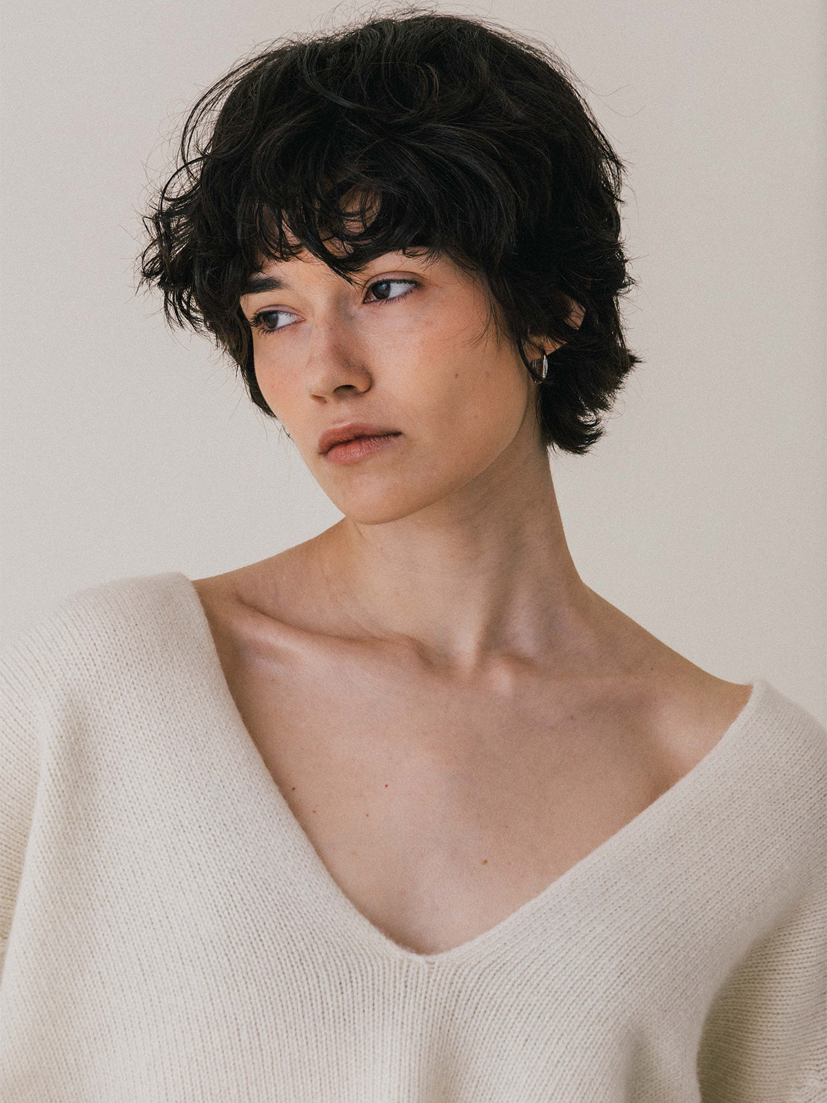 HAMILTON V NECK KNIT