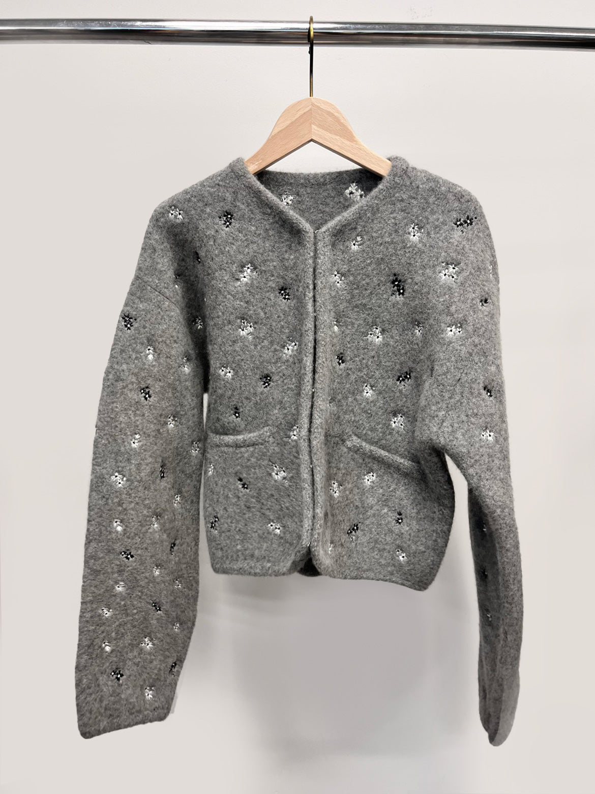 FLOWER EMBROIDERY KNIT JACKET