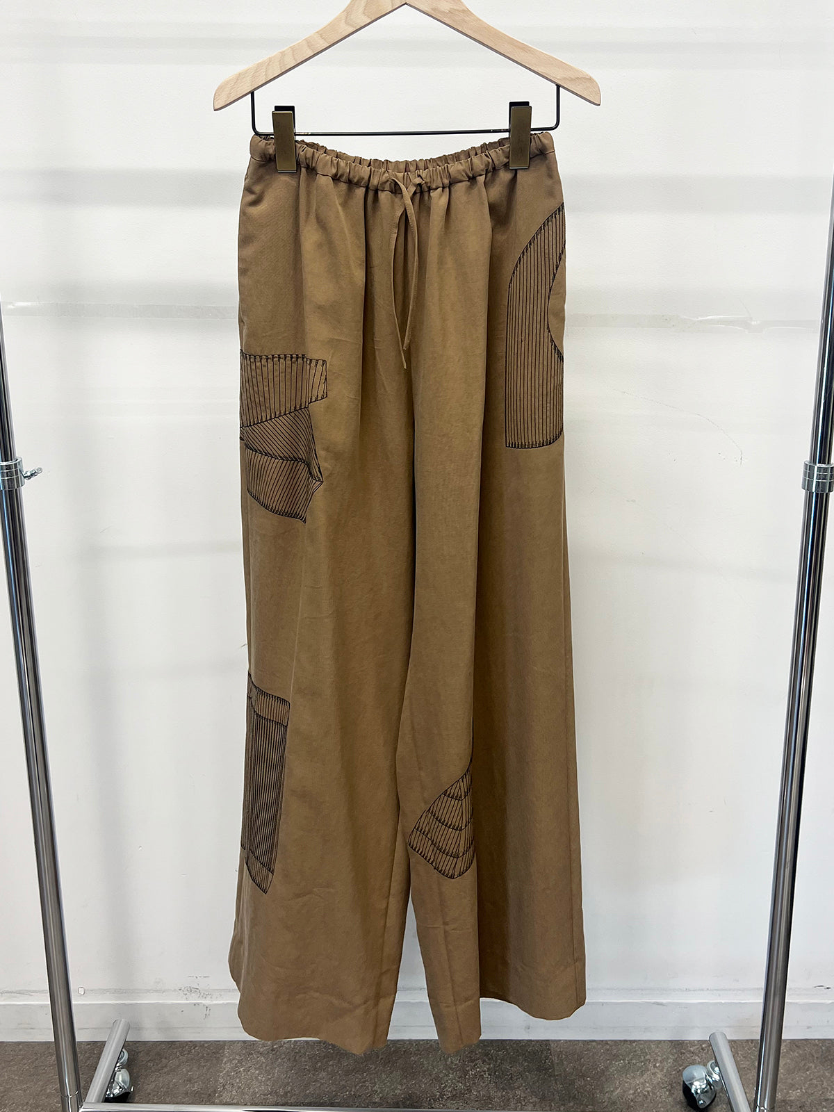 ART EMBROIDERY PANTS