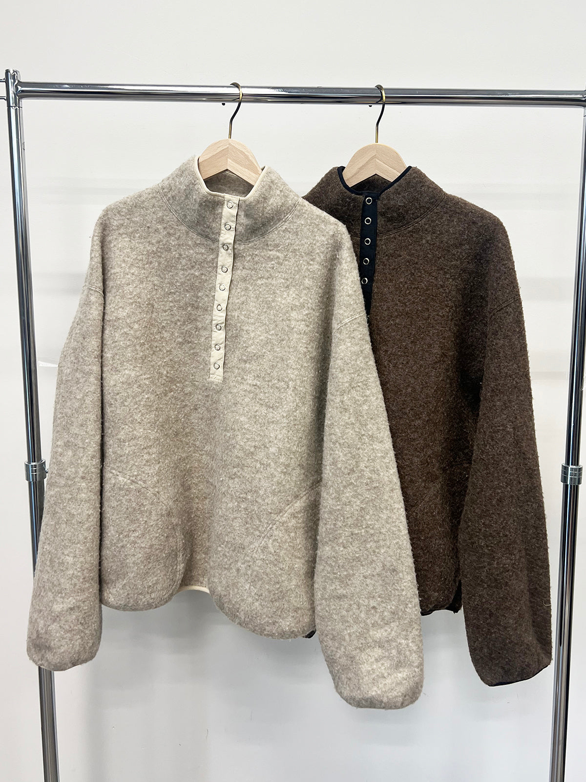 WOOL FLEECE TOP