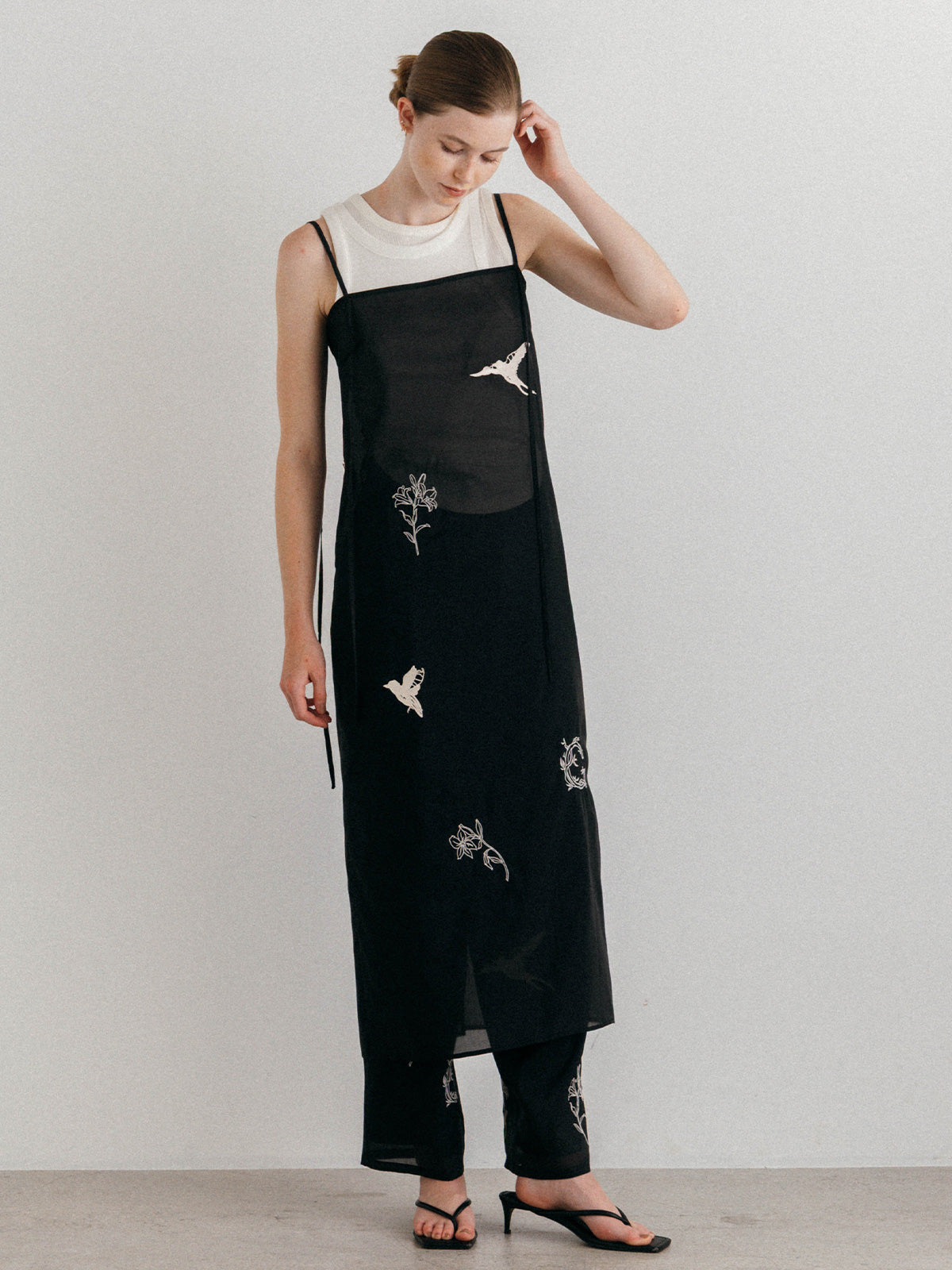 FRAGMENT VEIL PANTS