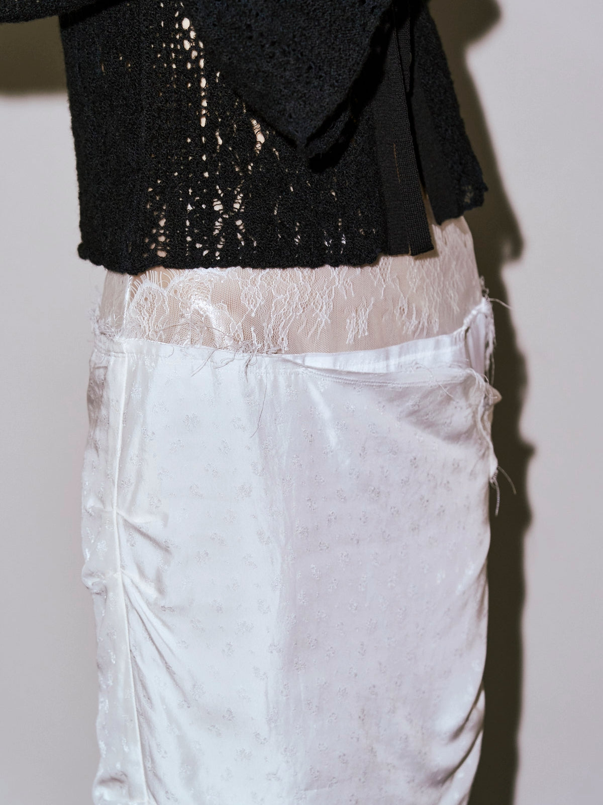 LAPPING LACE SKIRT
