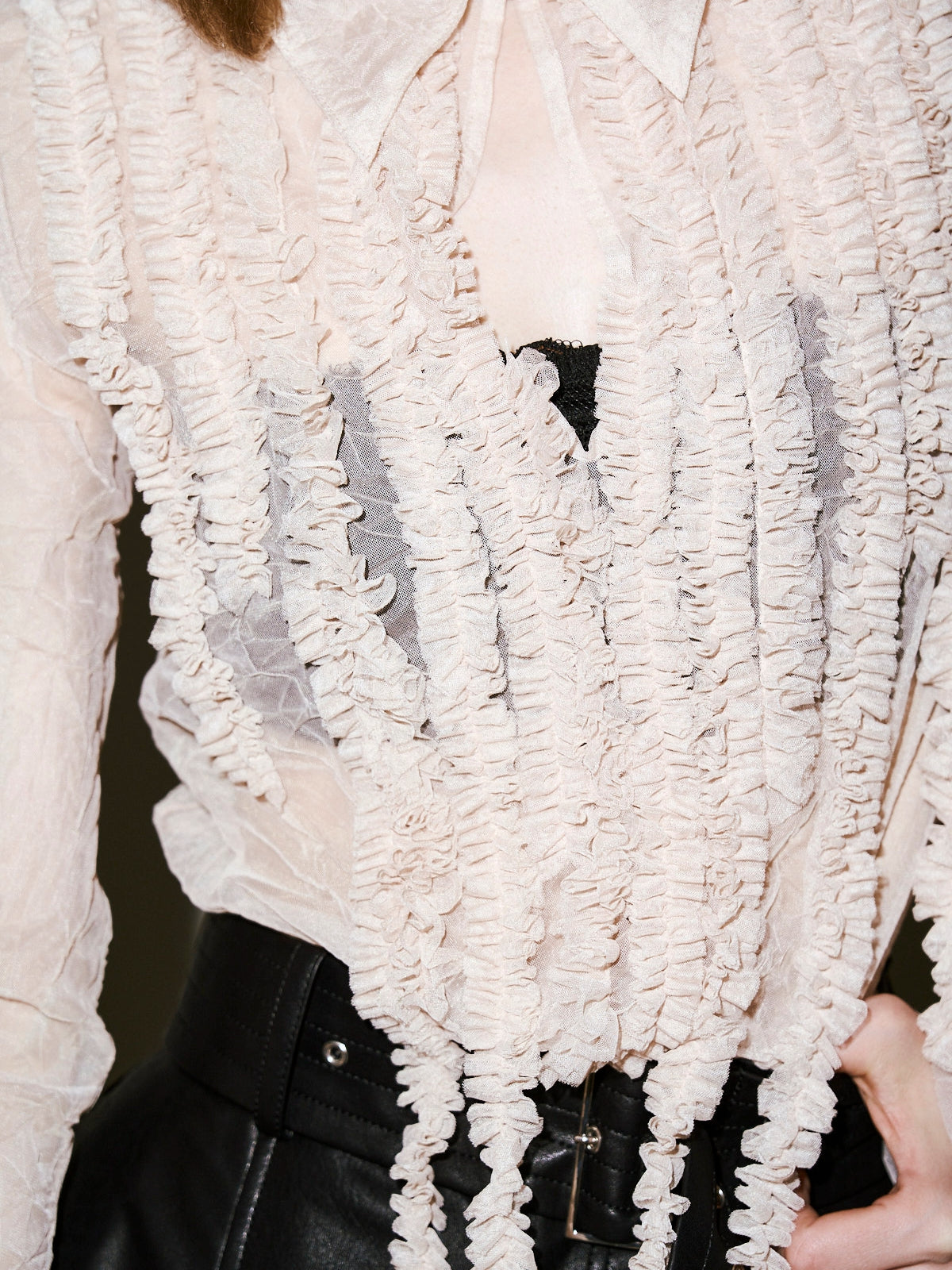 ETERNAL FRILL LONG TOPS