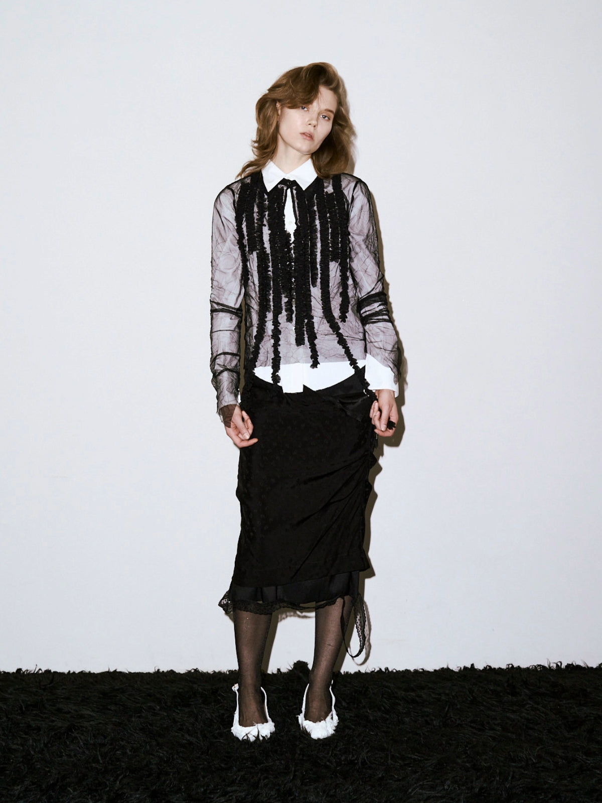 ETERNAL FRILL LONG TOPS
