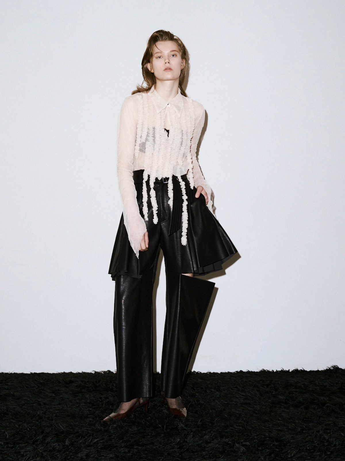 ETERNAL FRILL LONG TOPS