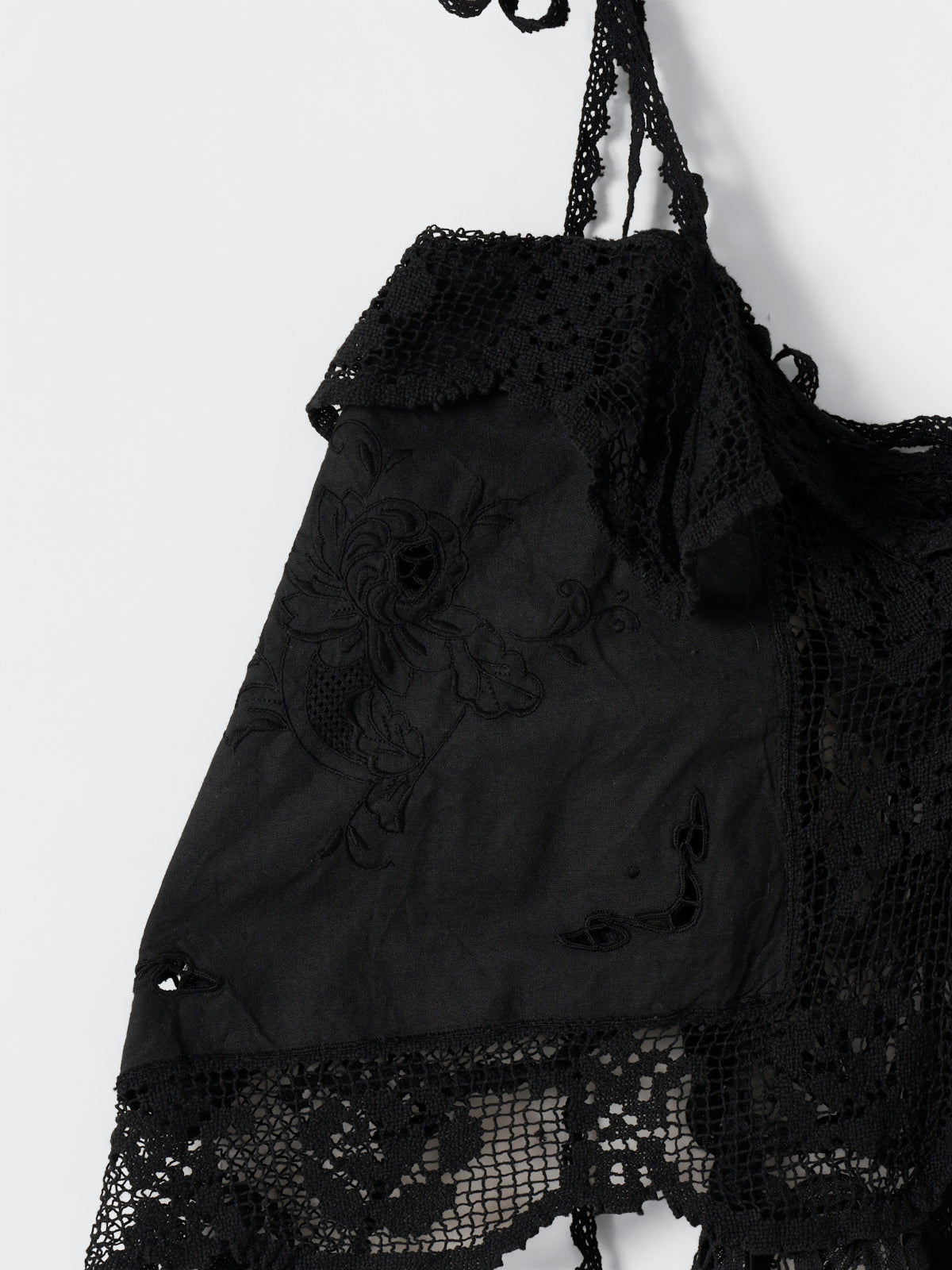 Doily motif camisole