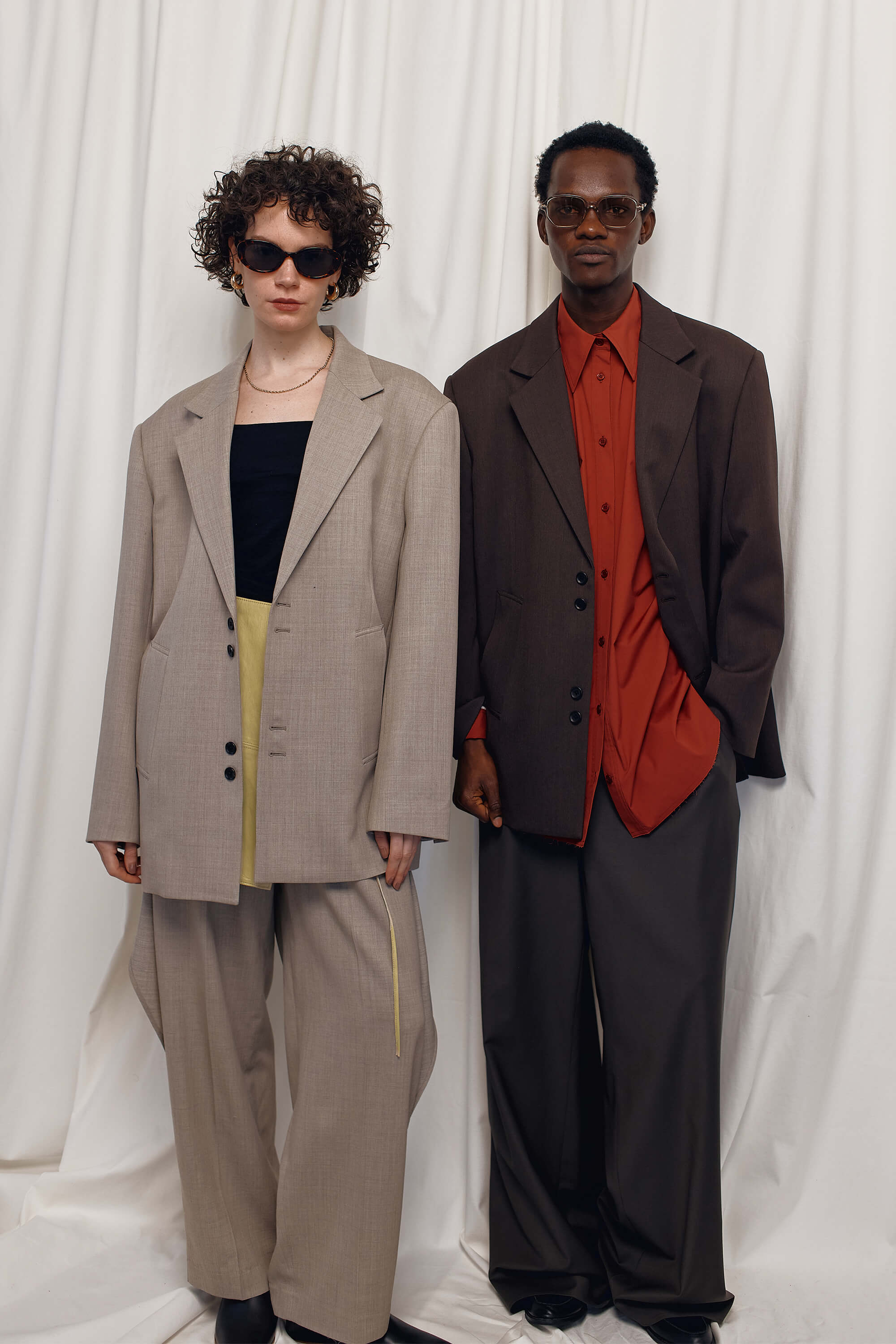 UNSTATE Look 01