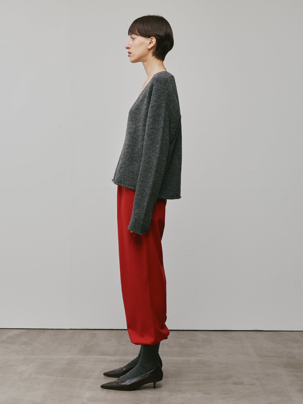 DEEP VN MOHAIR KNIT