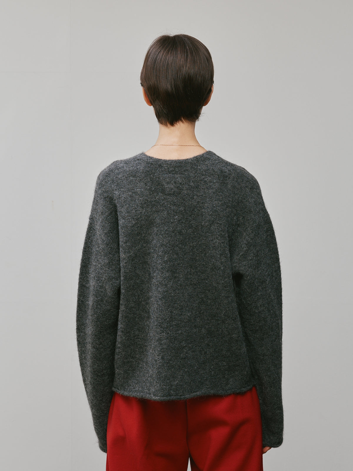 DEEP VN MOHAIR KNIT