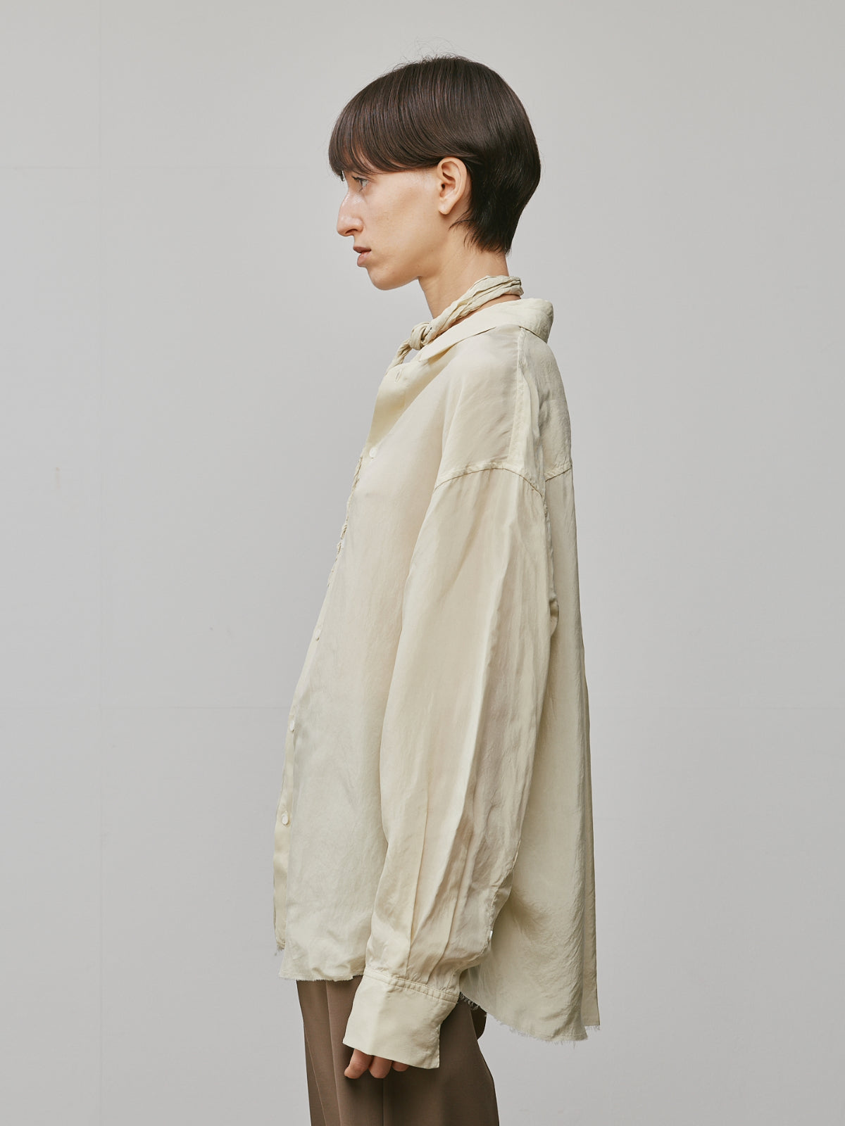 SCARF COLLAR SHRT
