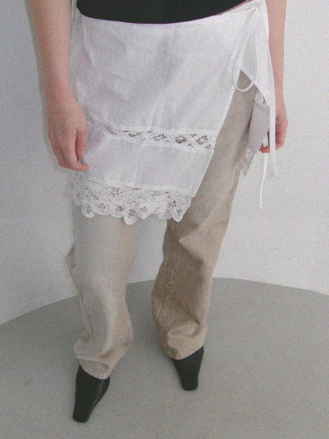 EVERYWHERE COVER LACE SKIRT
