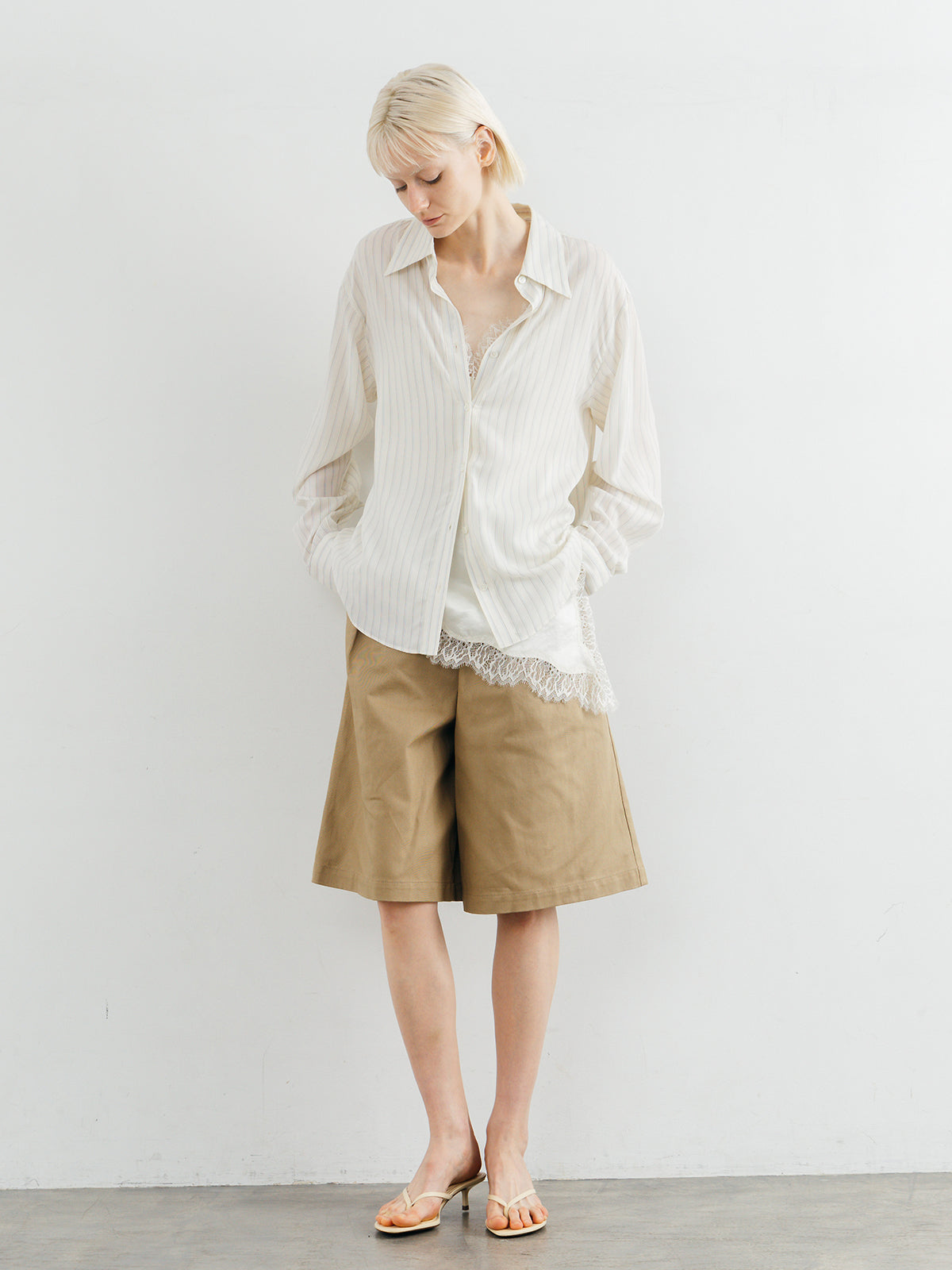 WIDE BERMUDA PANTS