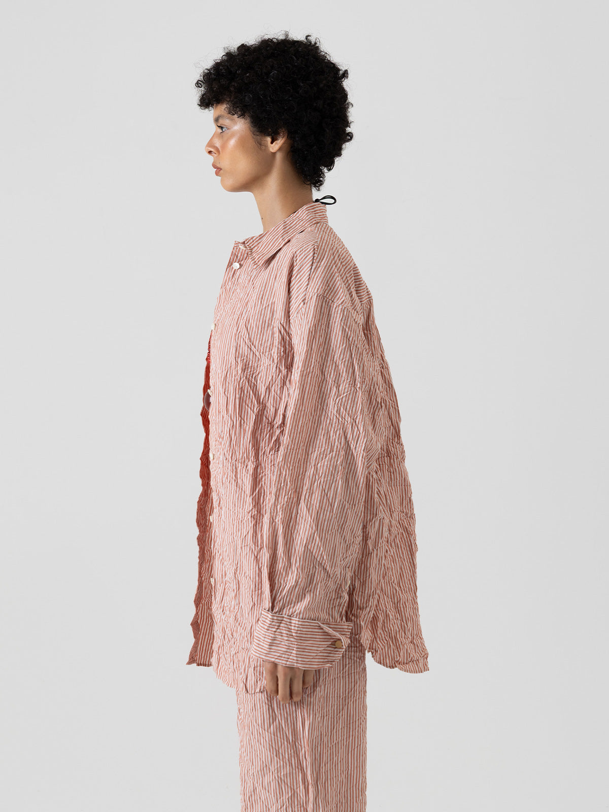 ORIGAMI PLEATS STRIPE SHIRT