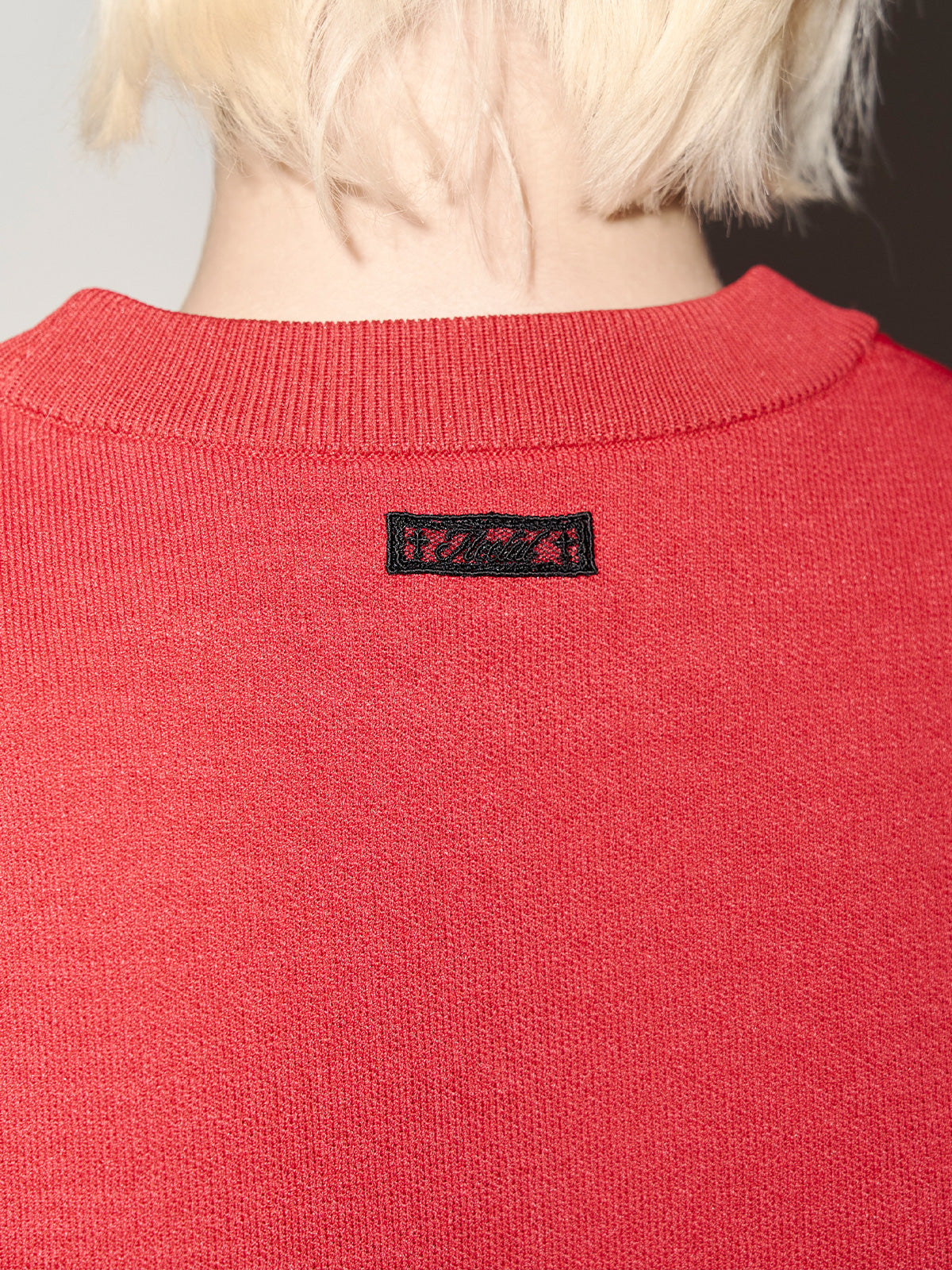 CARRE KNIT TOPS