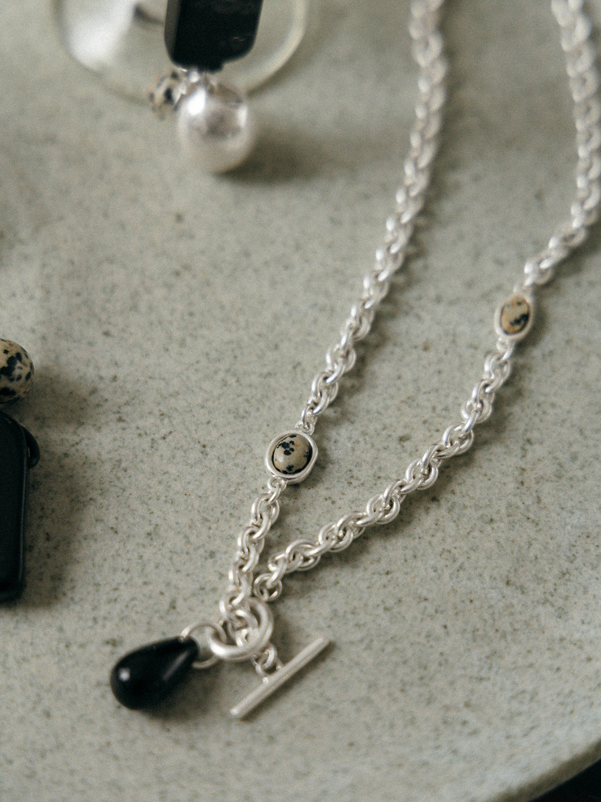 STONE CHAIN NECKLACE