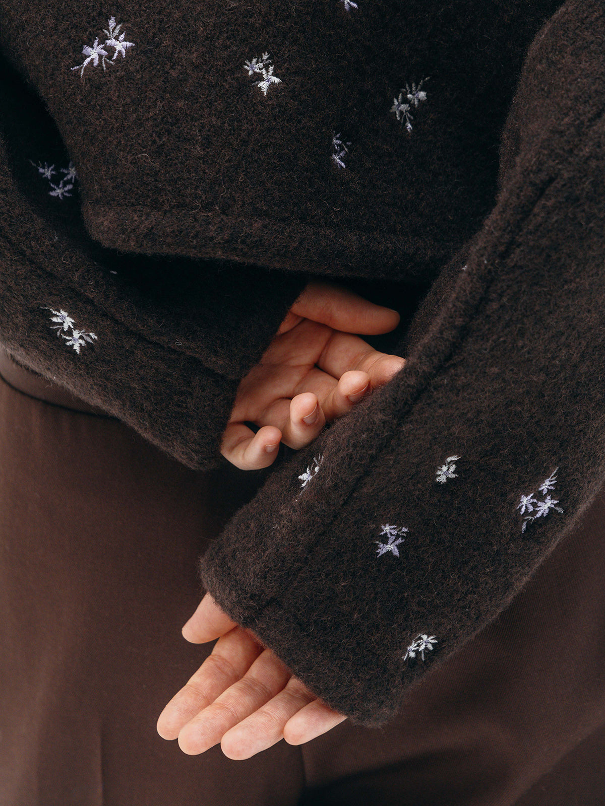 FLOWER EMBROIDERY KNIT JACKET