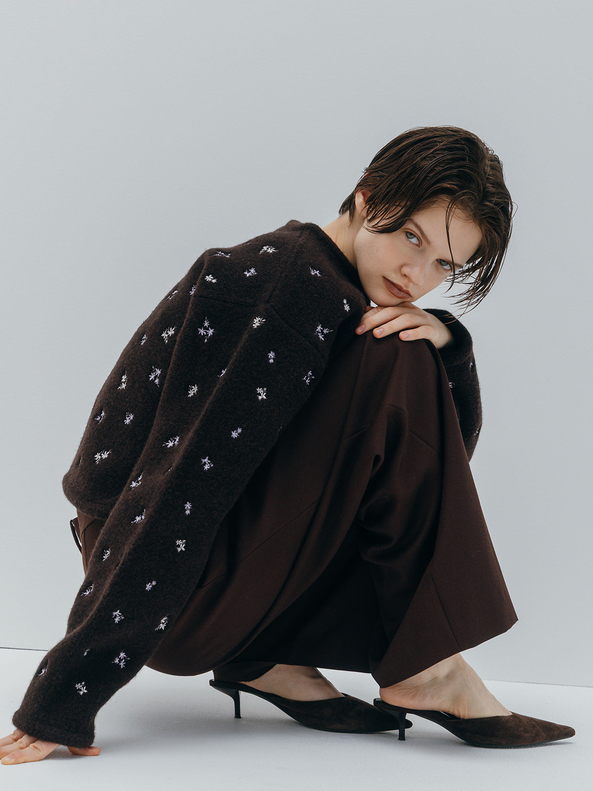 FLOWER EMBROIDERY KNIT JACKET