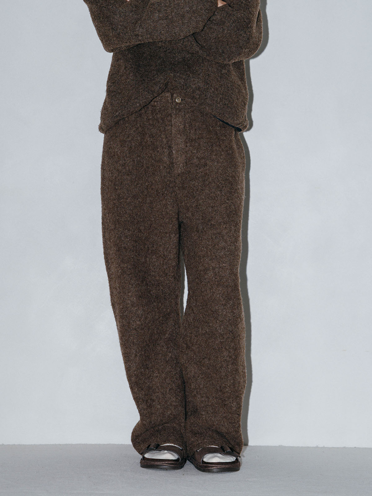 WOOL FLEECE CURVE PANTS