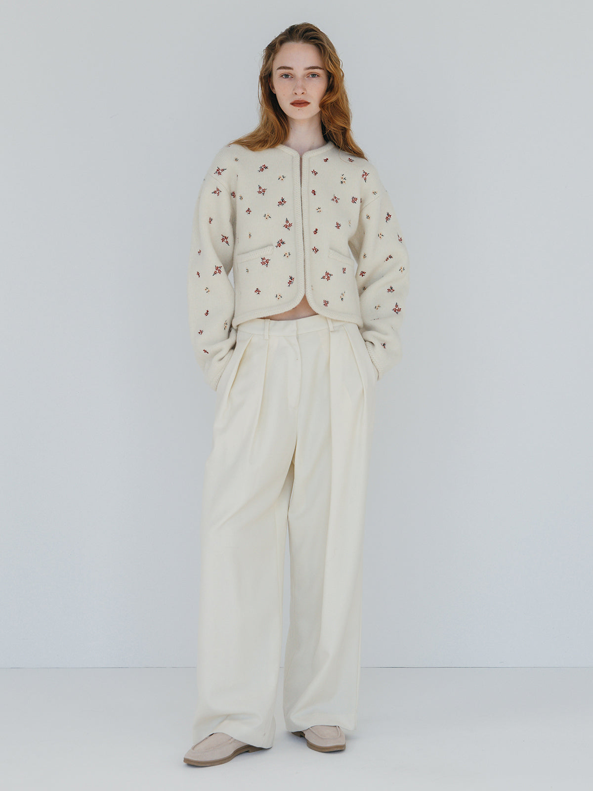 FLOWER EMBROIDERY KNIT JACKET