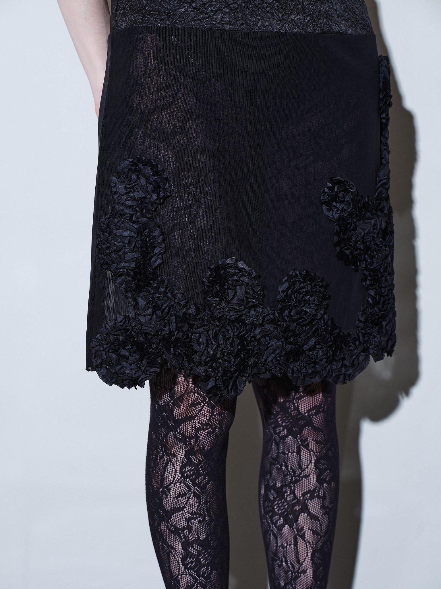Rose reef embroidery knit