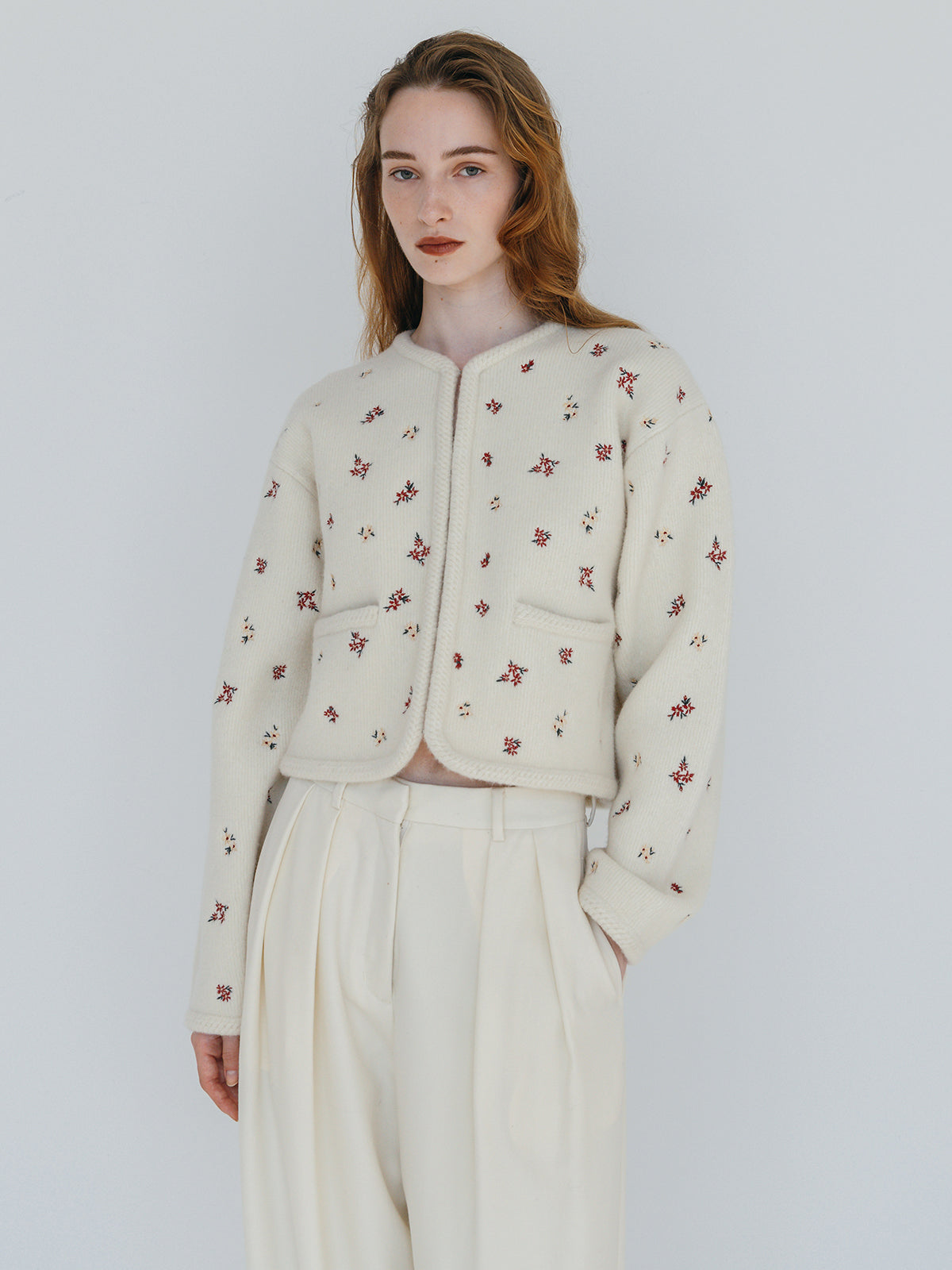 FLOWER EMBROIDERY KNIT JACKET
