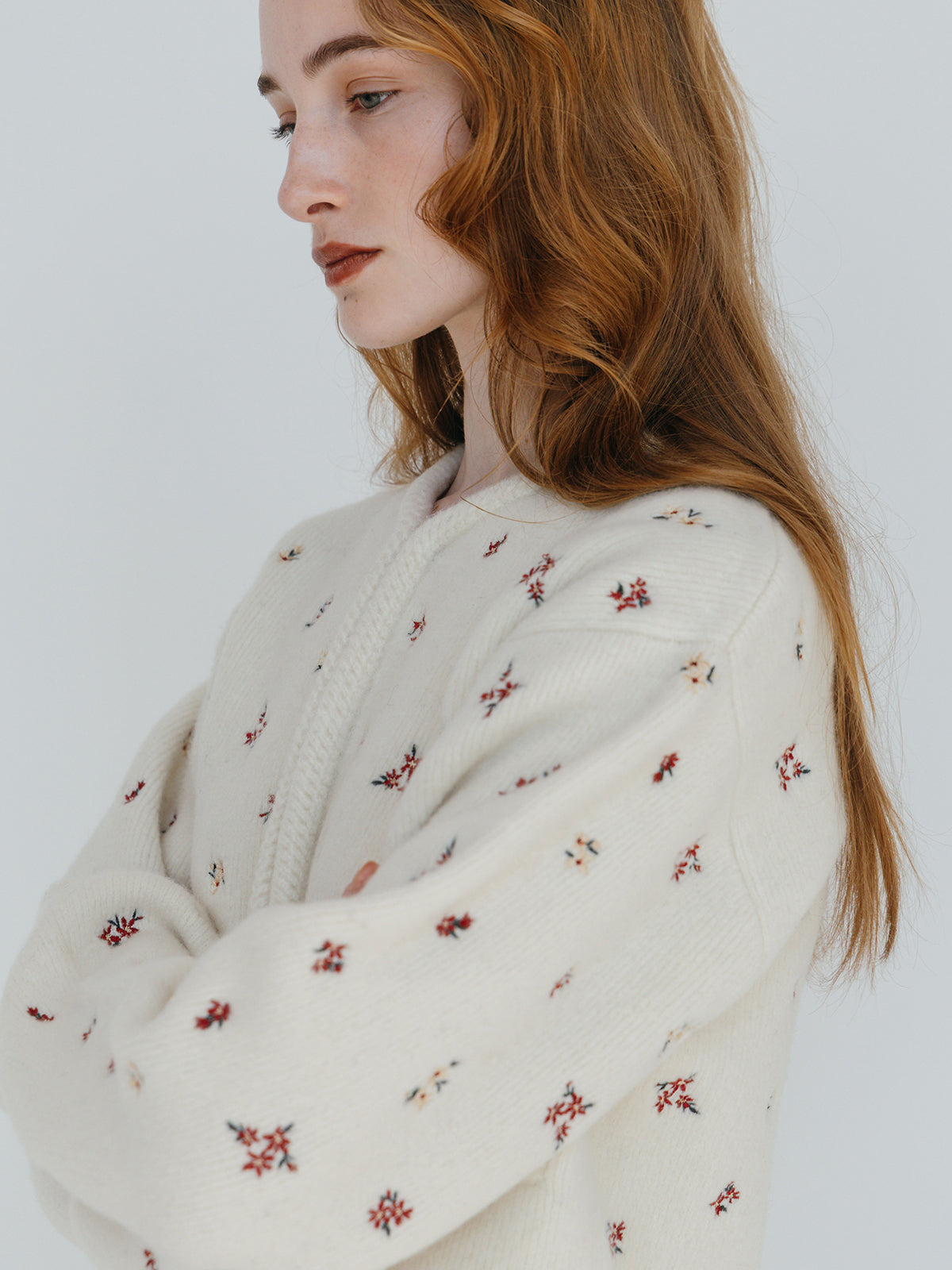 FLOWER EMBROIDERY KNIT JACKET