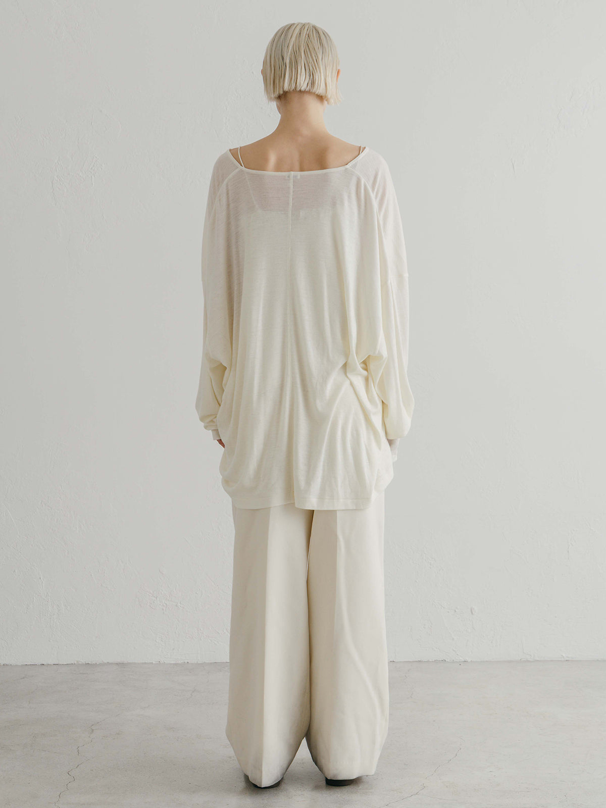 SUPER 120s FINE WOOL V NECK KNIT