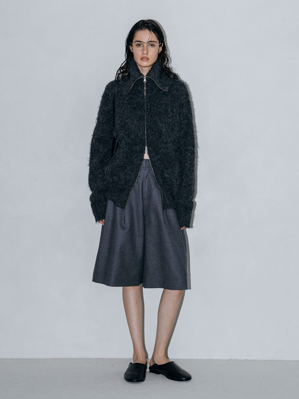 SOFT BRUSHED OVERSIZE ZIP CARDIGAN