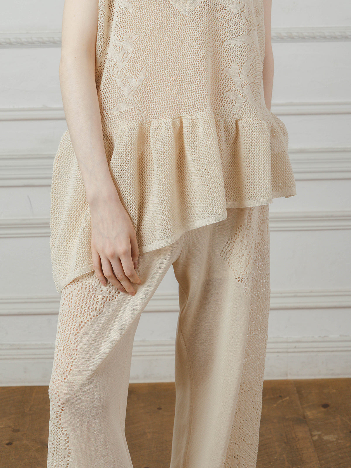 LACE KNIT TOPS
