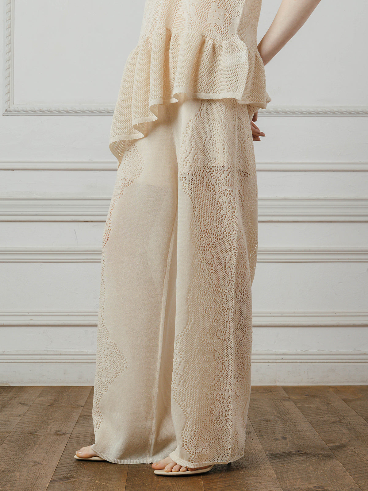 LACE KNIT PANTS