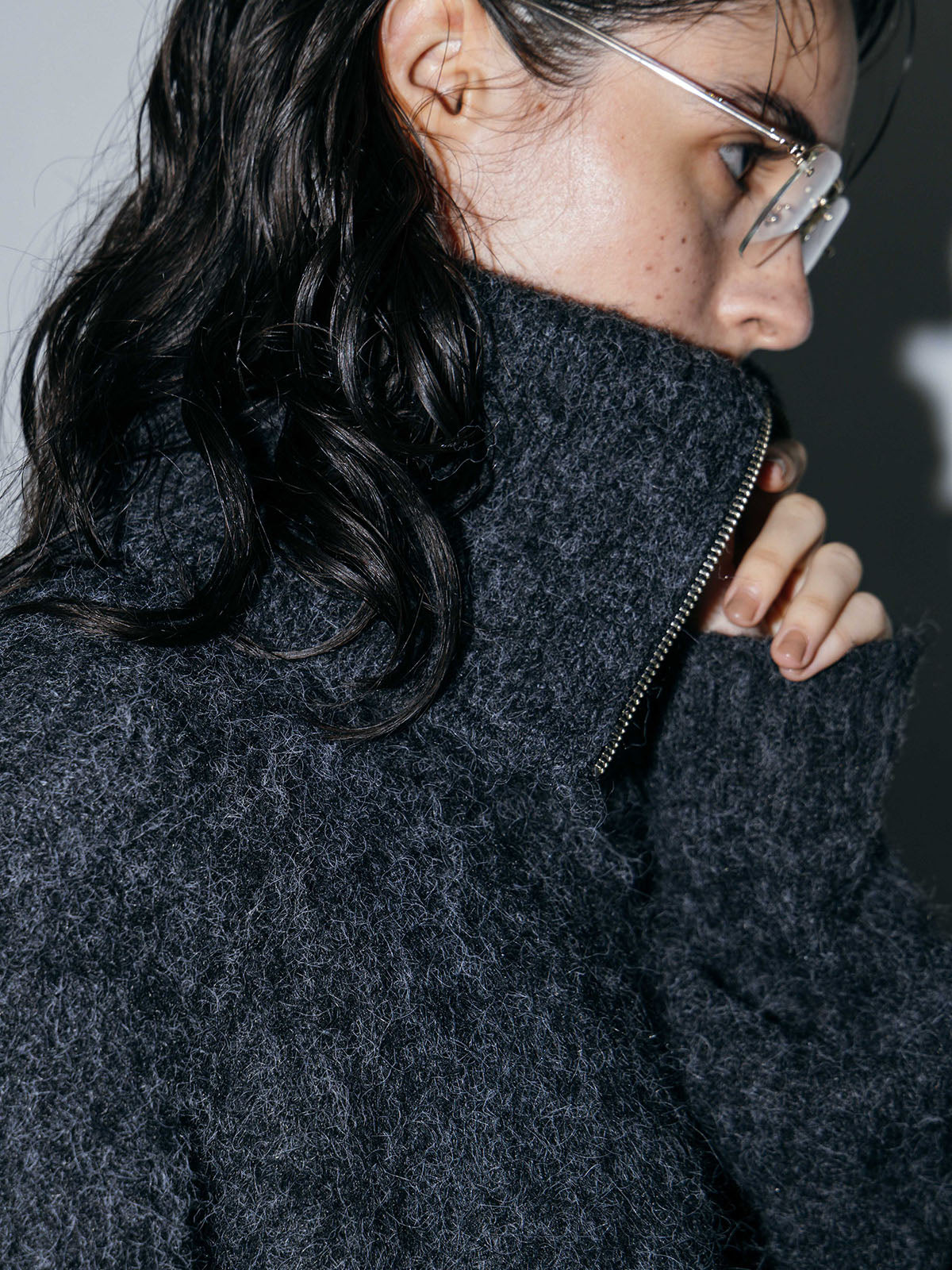SOFT BRUSHED OVERSIZE ZIP CARDIGAN