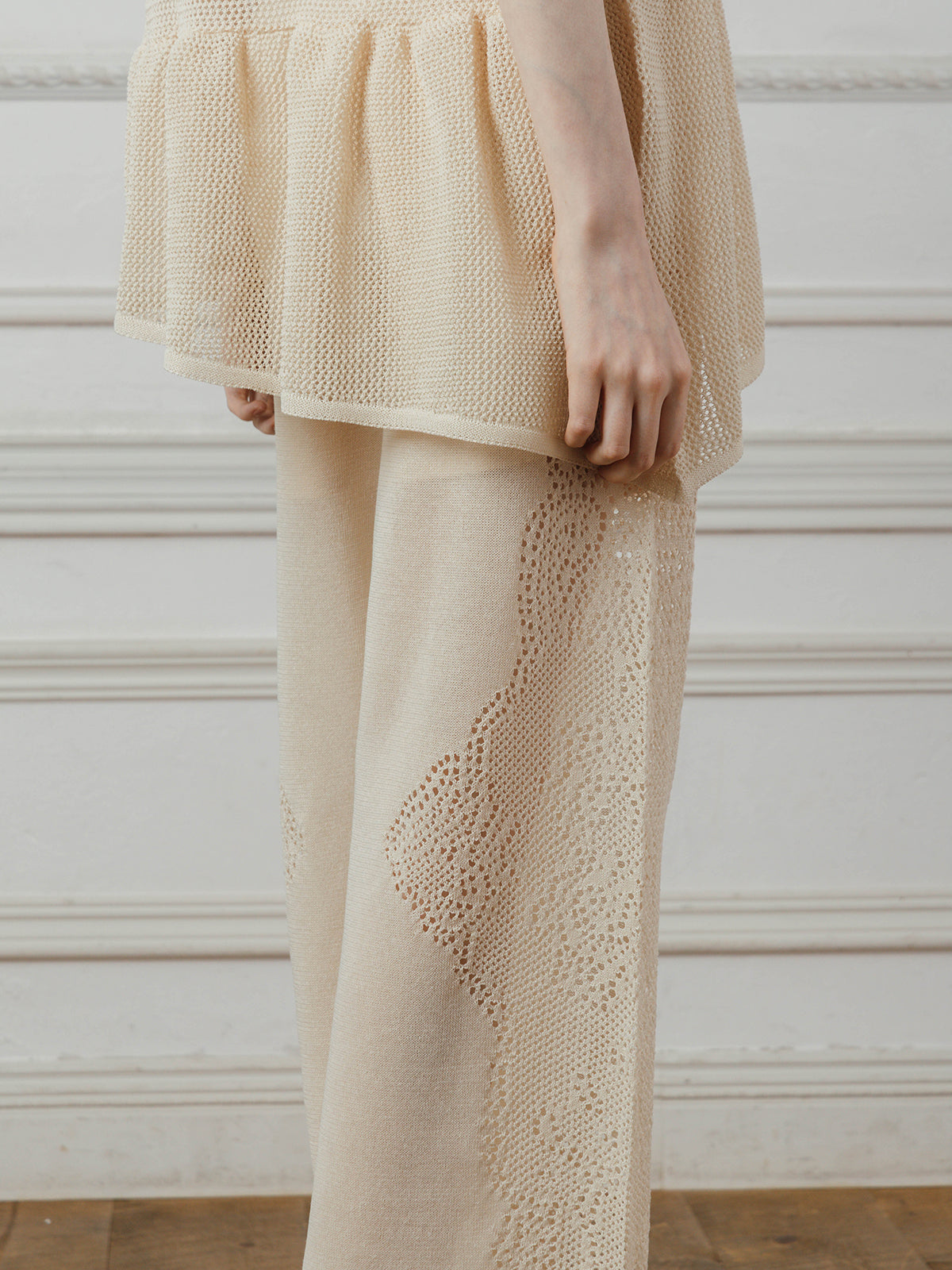 LACE KNIT PANTS