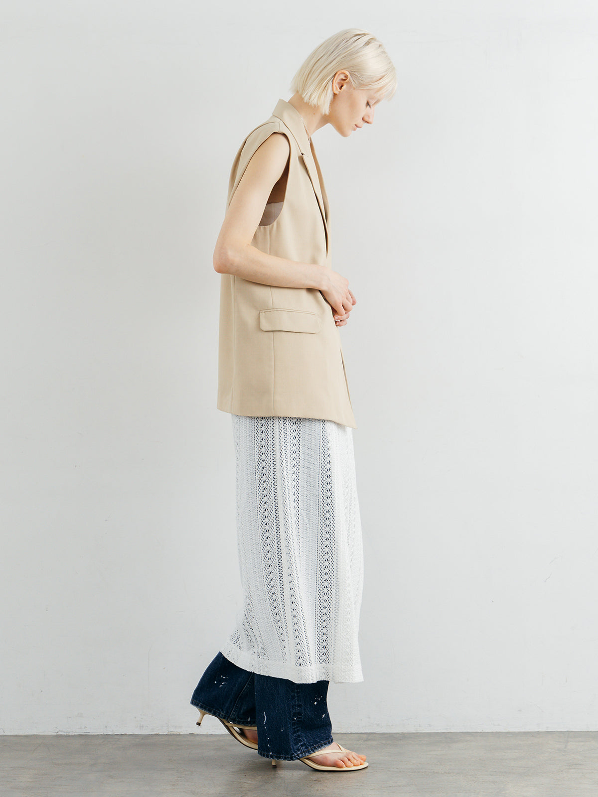 OVER SIZE DESIGN VEST