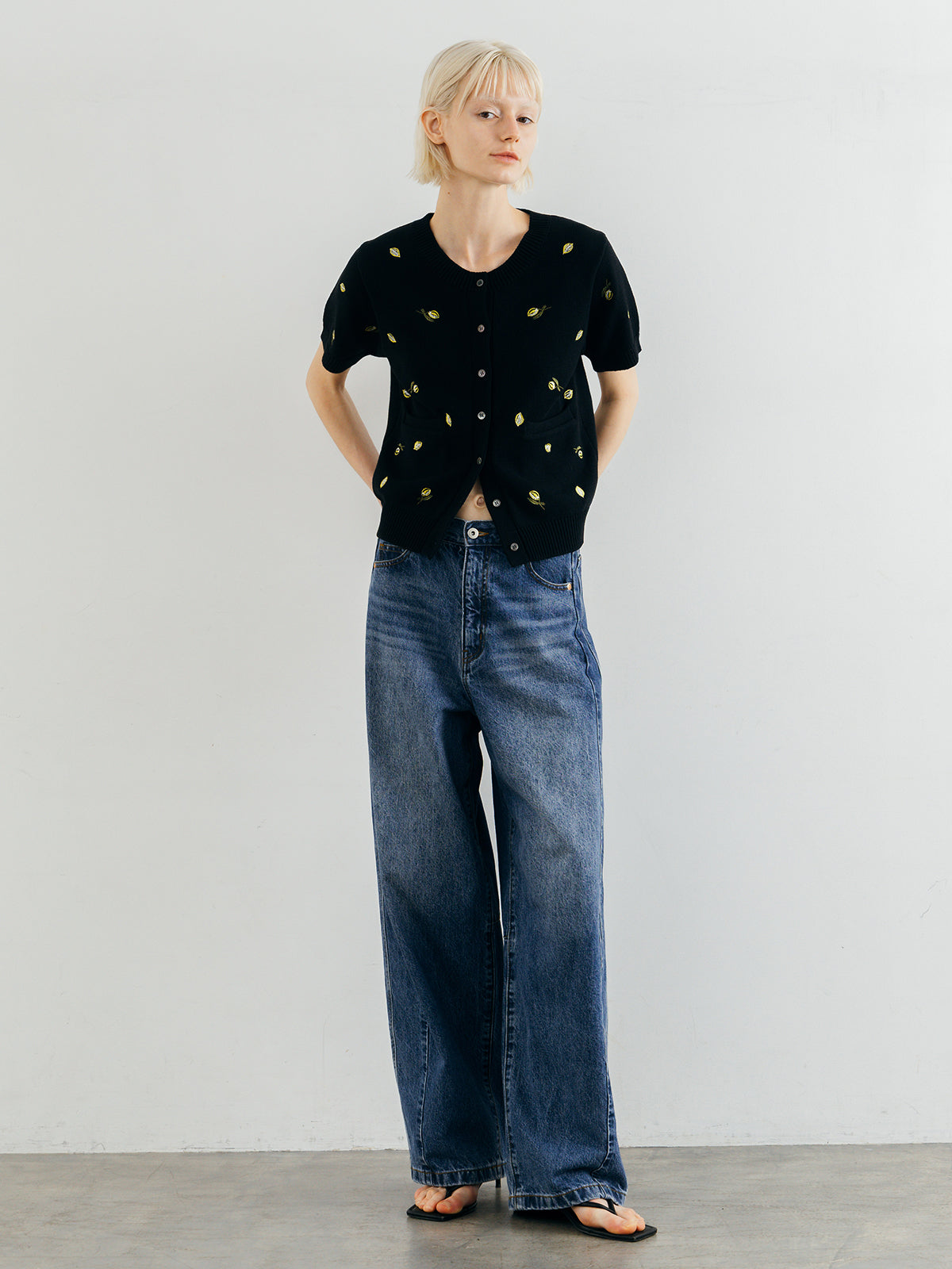 MOTIF EMBROIDERY KNIT CD